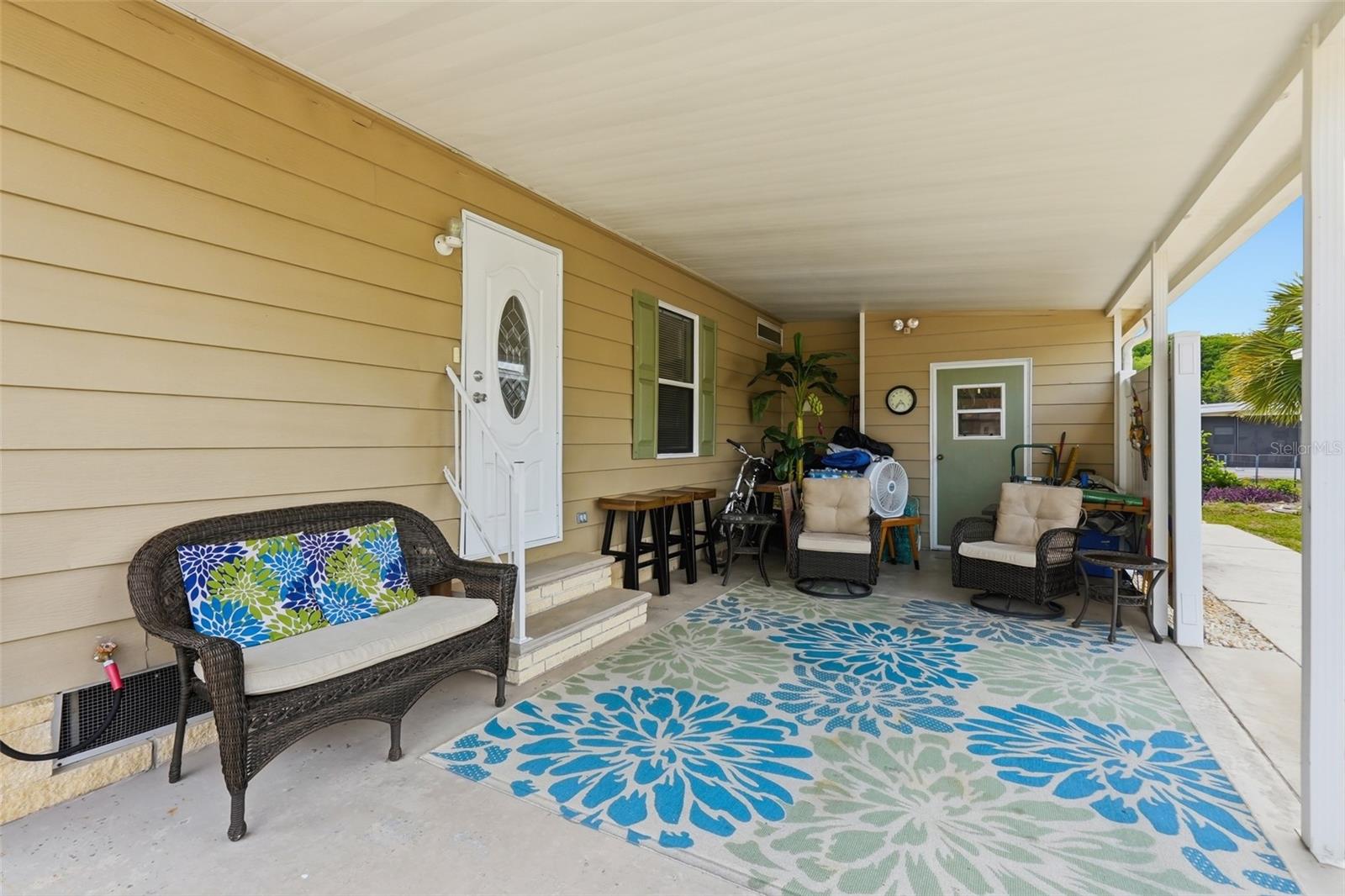 111 WINTERBERRY AVE, WILDWOOD, FL, 34785