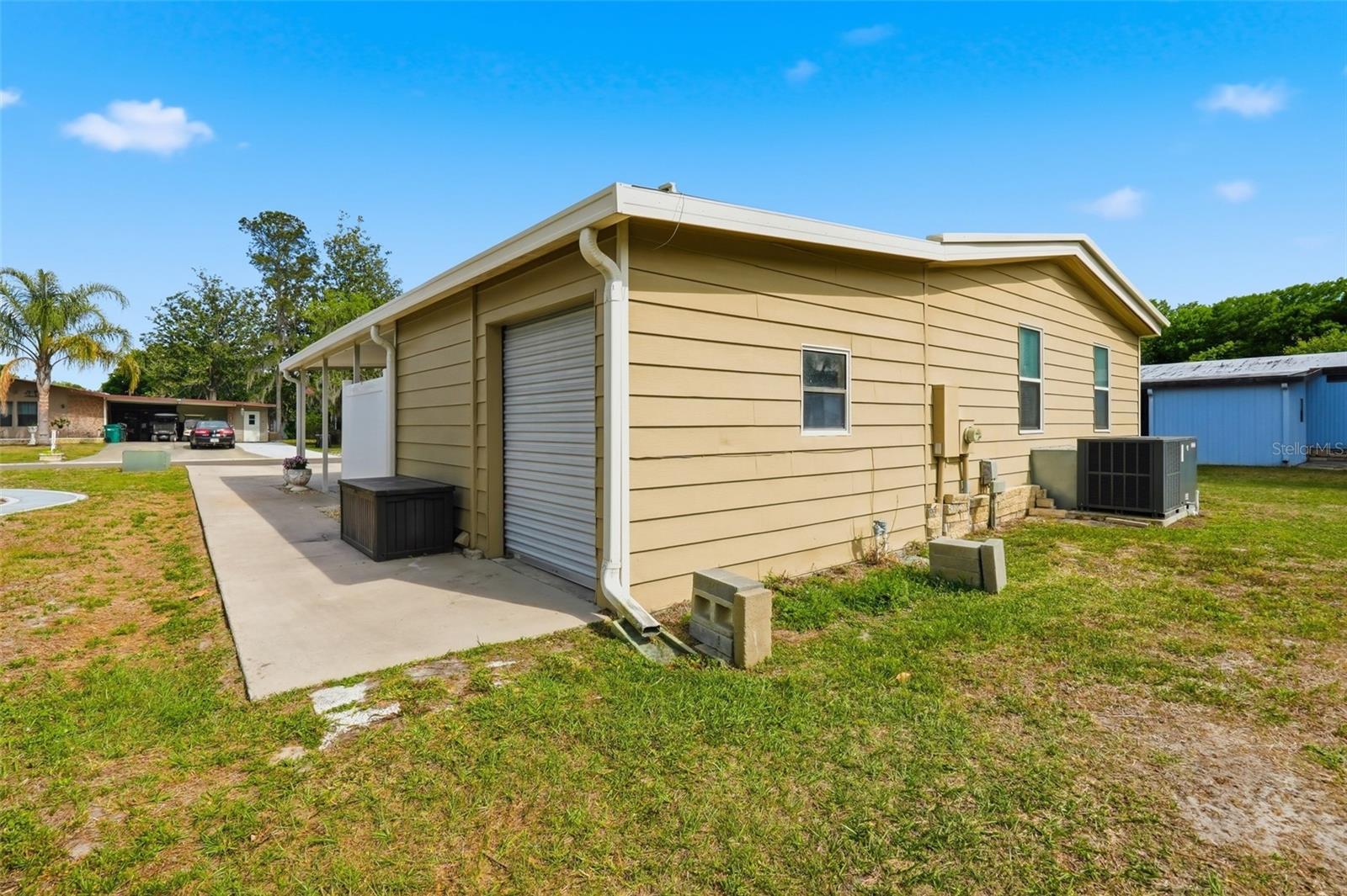 111 WINTERBERRY AVE, WILDWOOD, FL, 34785