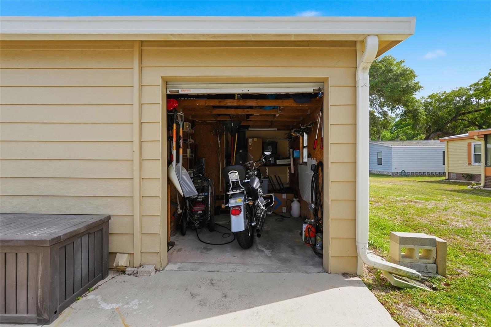 111 WINTERBERRY AVE, WILDWOOD, FL, 34785