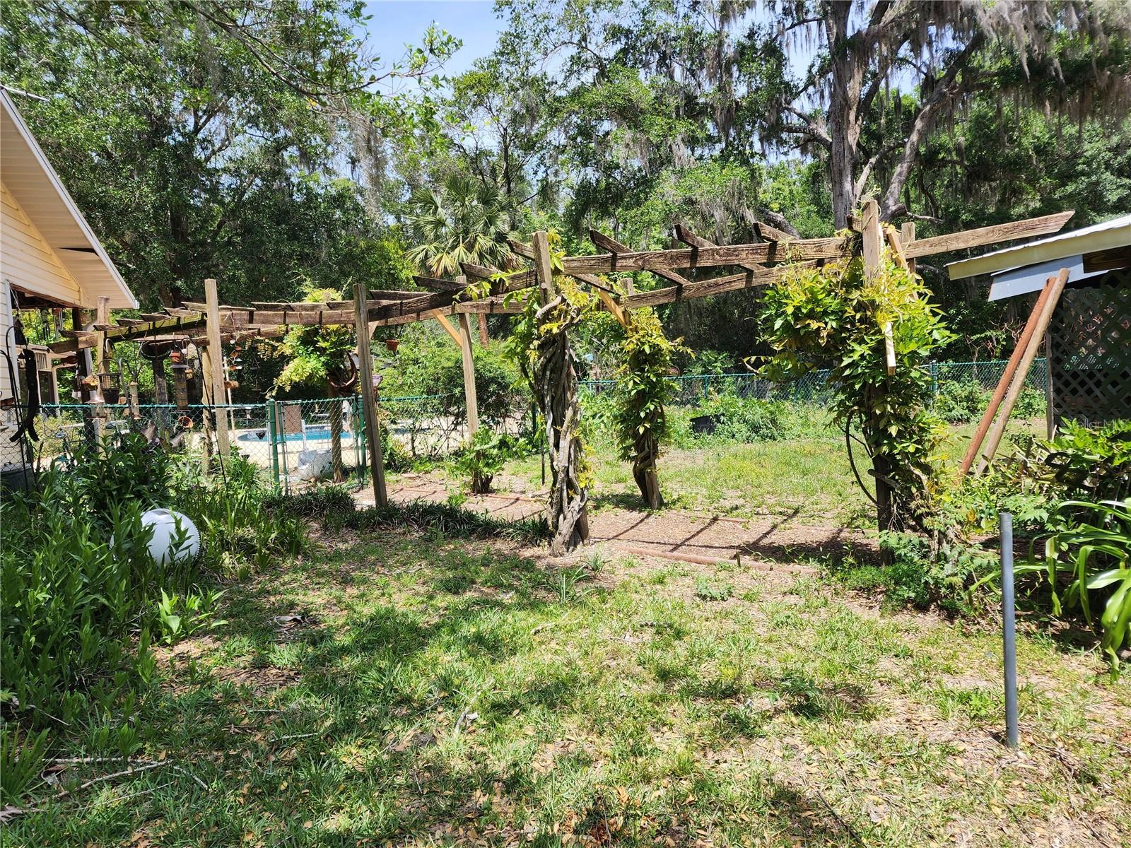 1427 NE 10TH ST, OCALA, FL, 34470