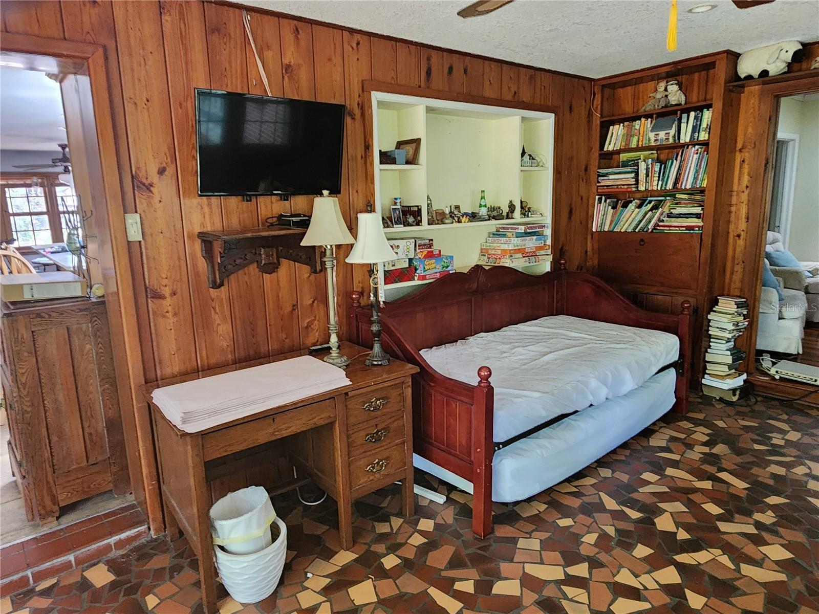 1427 NE 10TH ST, OCALA, FL, 34470