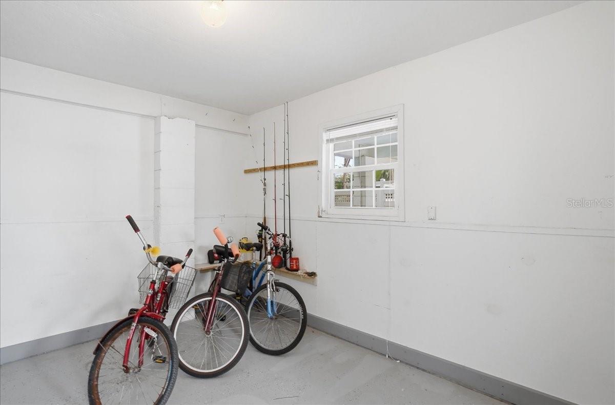 2811 GULF DR, HOLMES BEACH, FL, 34217