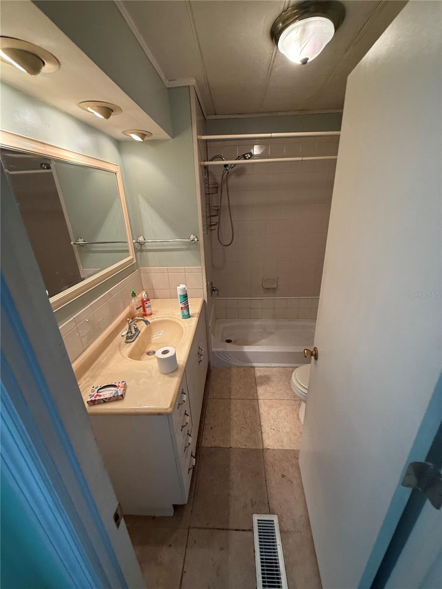 138 MOSS DR, DEBARY, FL, 32713