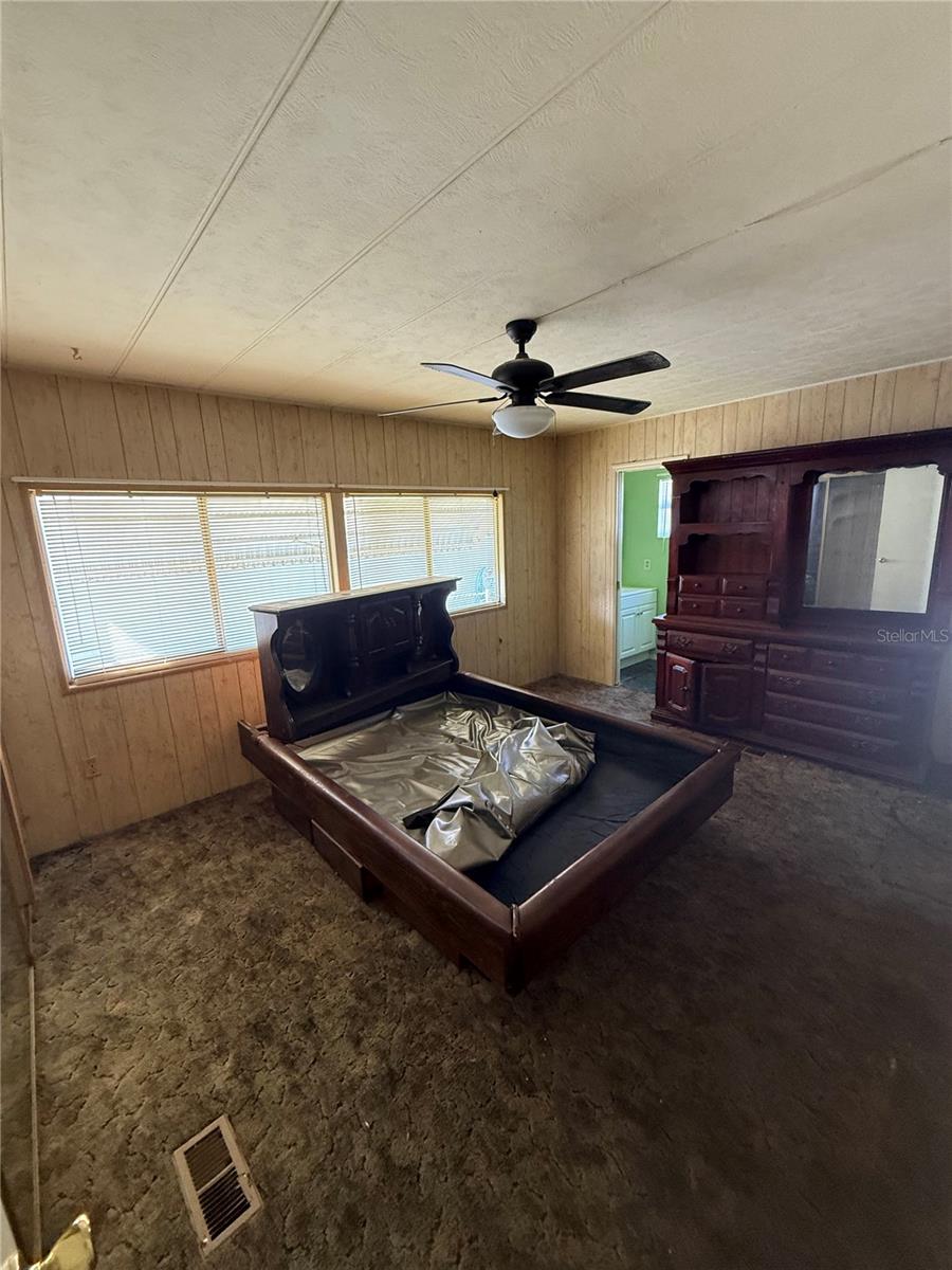 138 MOSS DR, DEBARY, FL, 32713