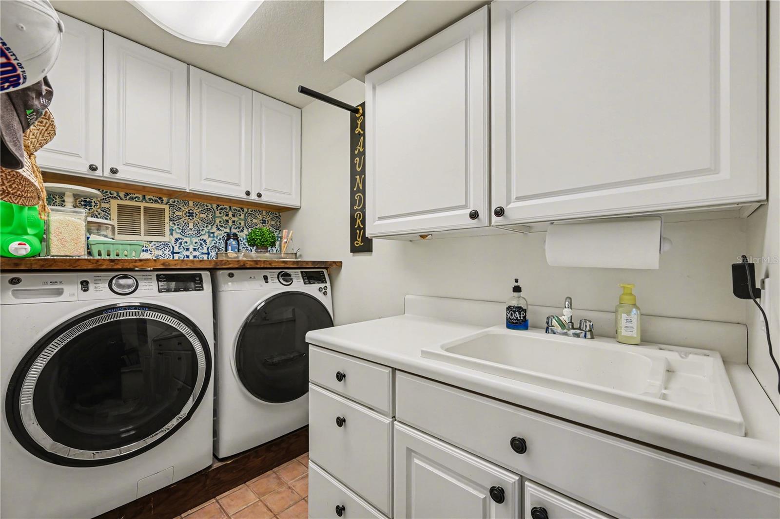 3900 HIDDEN HILLS DR, TITUSVILLE, FL, 32796