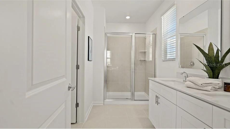 828 AUBEY LN, DEBARY, FL, 32713