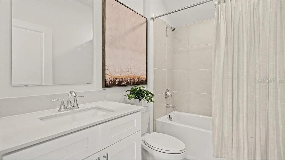 828 AUBEY LN, DEBARY, FL, 32713