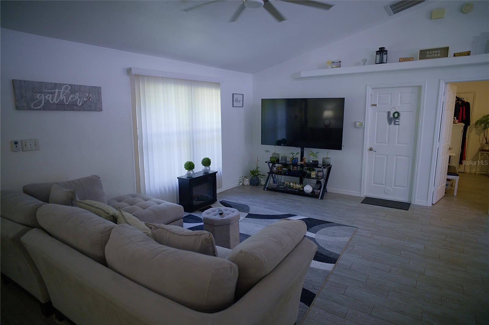 408 RAYMOND ST, MINNEOLA, FL, 34715