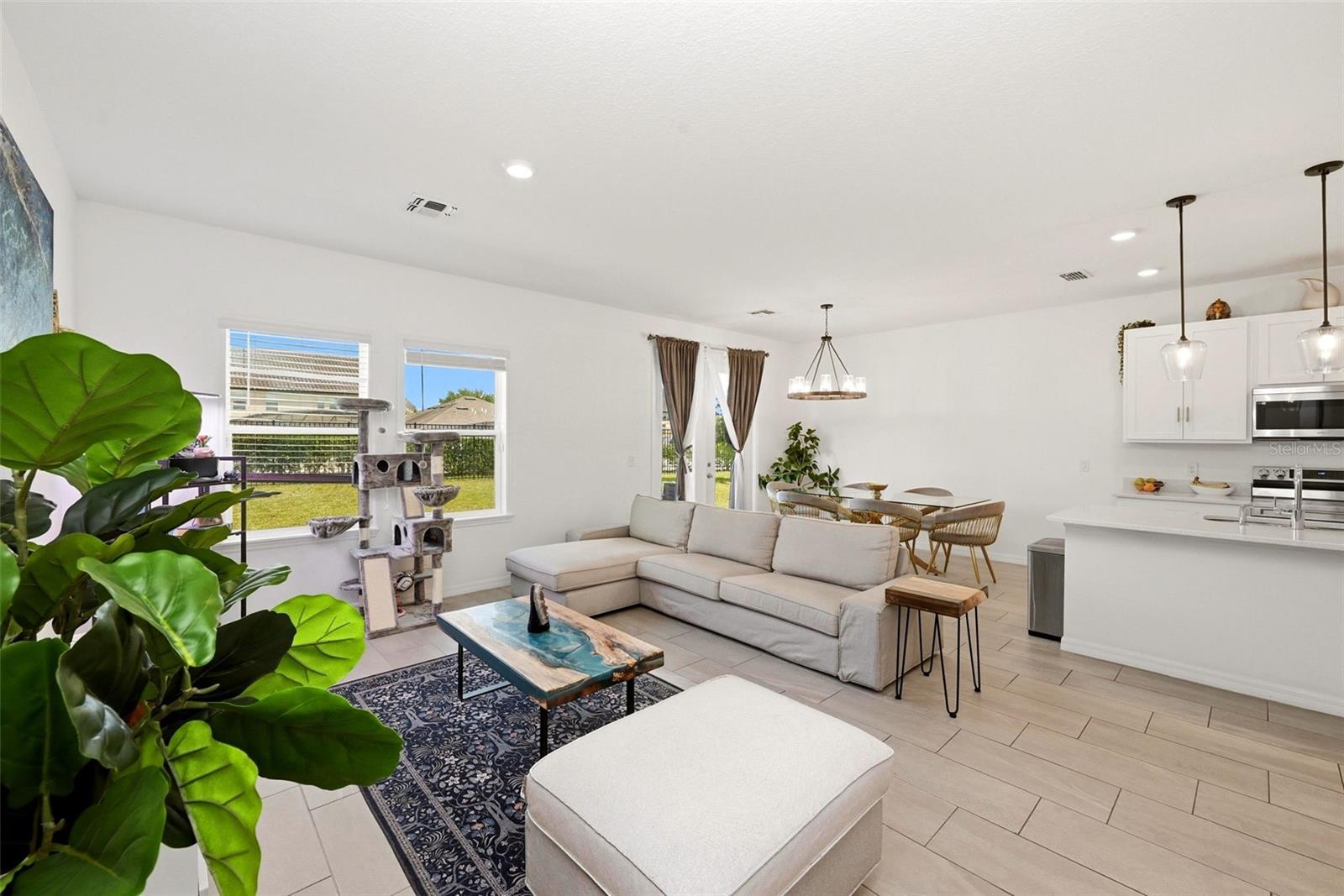 2162 DERWENT DR, DAVENPORT, FL, 33896