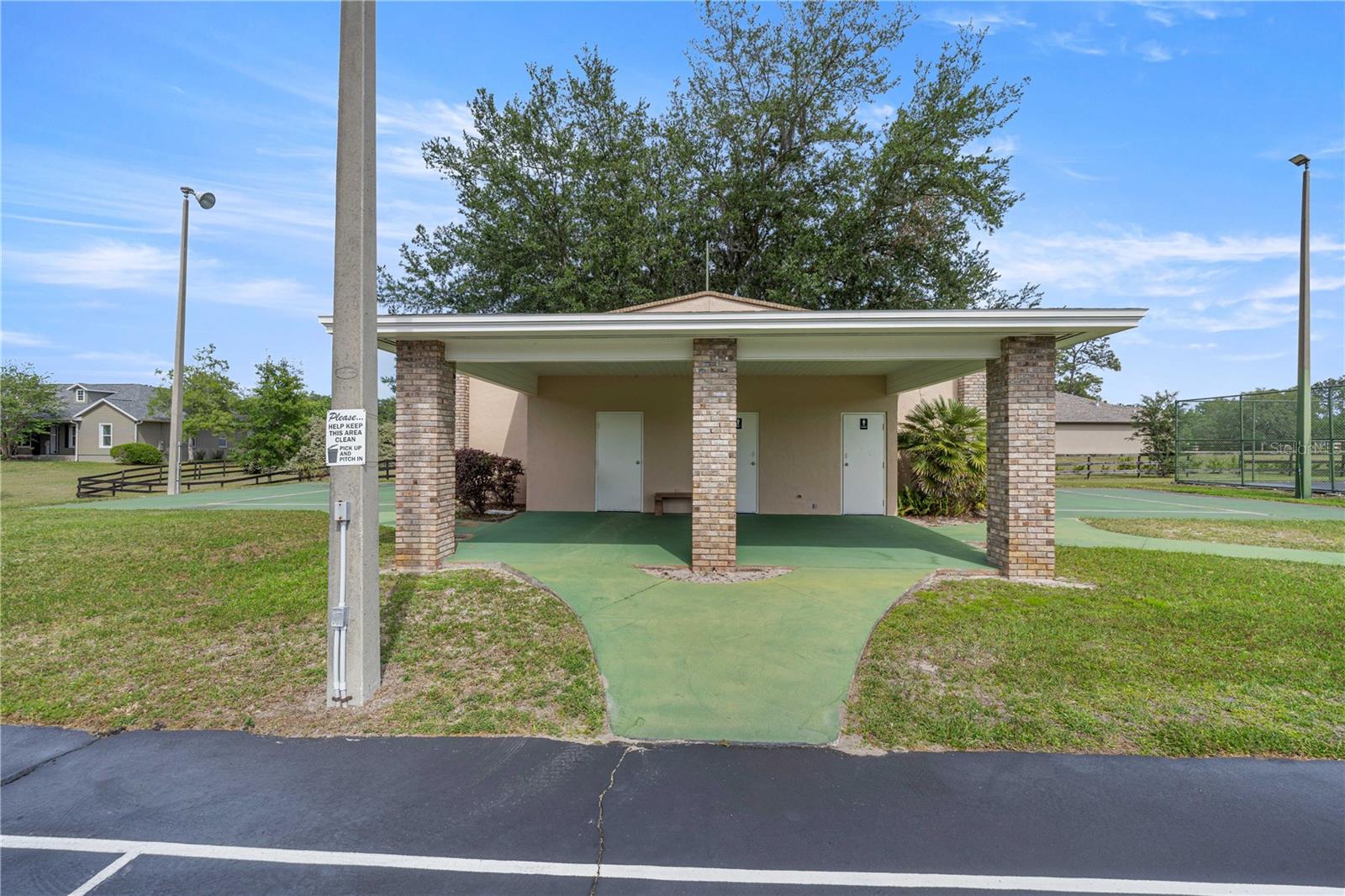 5927 NE 62ND COURT RD, SILVER SPRINGS, FL, 34488