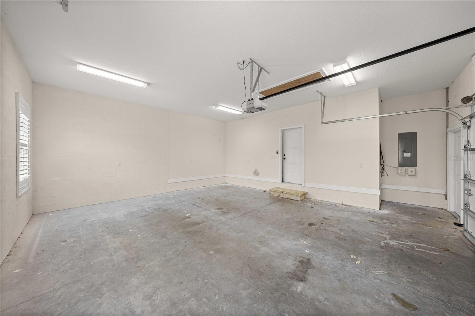 5927 NE 62ND COURT RD, SILVER SPRINGS, FL, 34488