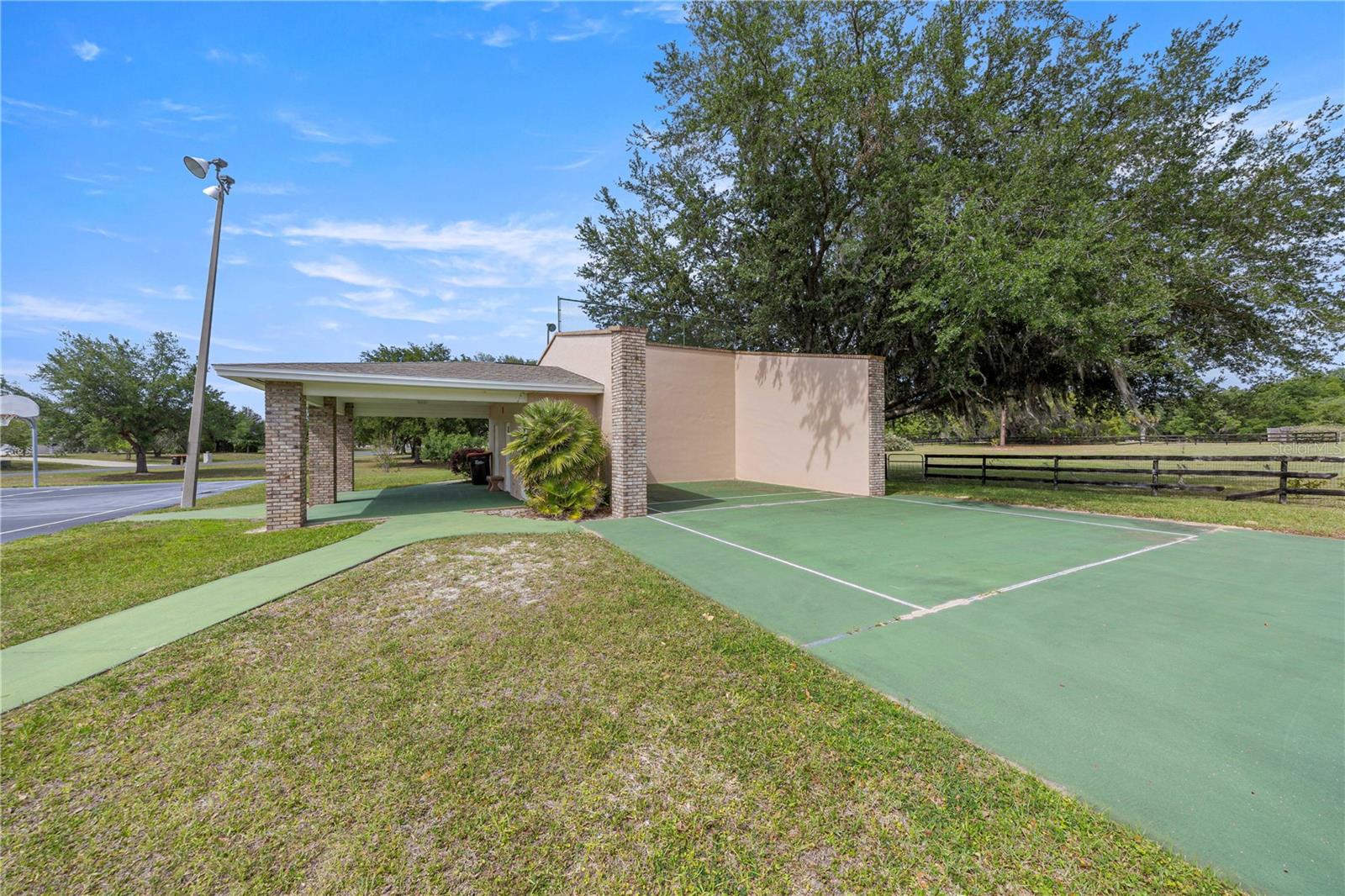 5927 NE 62ND COURT RD, SILVER SPRINGS, FL, 34488