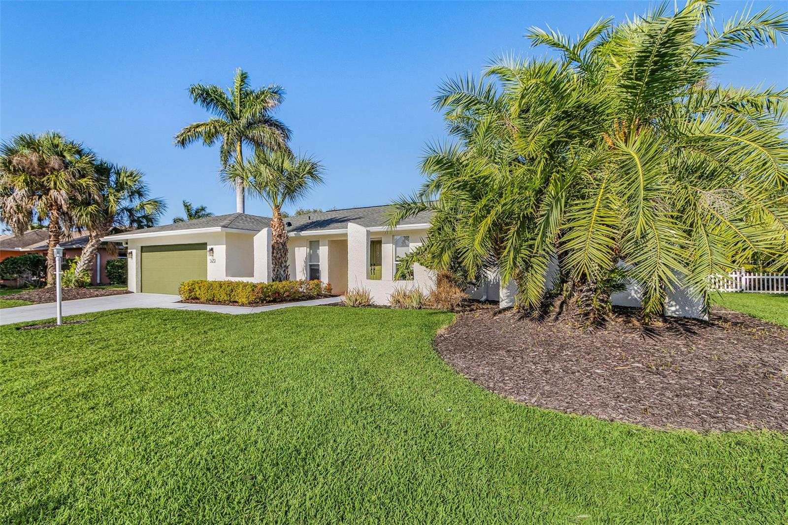 5479 CHABLIS LN, FORT MYERS, FL, 33919