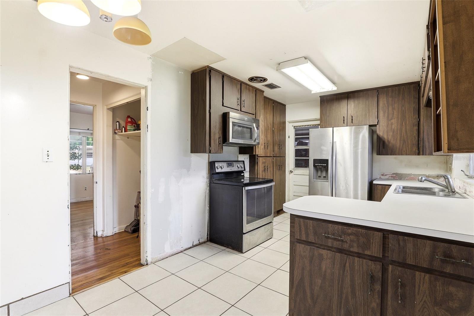 1421 FAIRVIEW ST, ORLANDO, FL, 32804