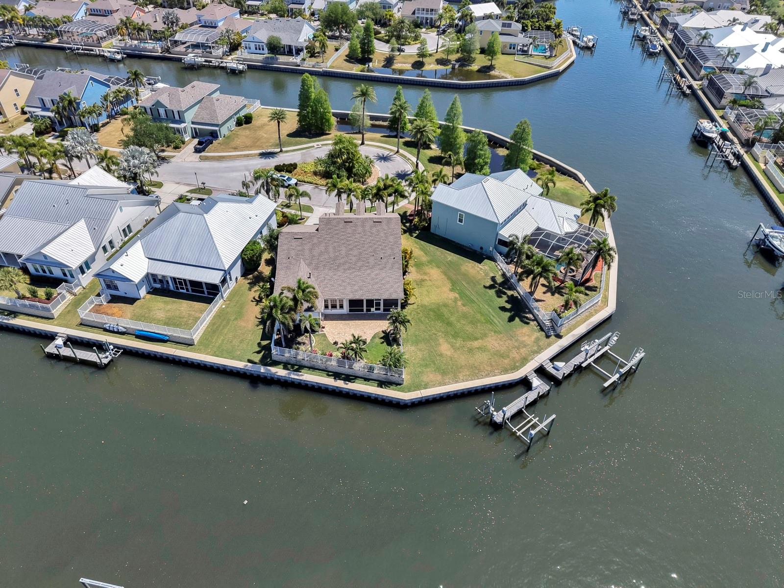 5704 SEA TROUT PL, APOLLO BEACH, FL, 33572