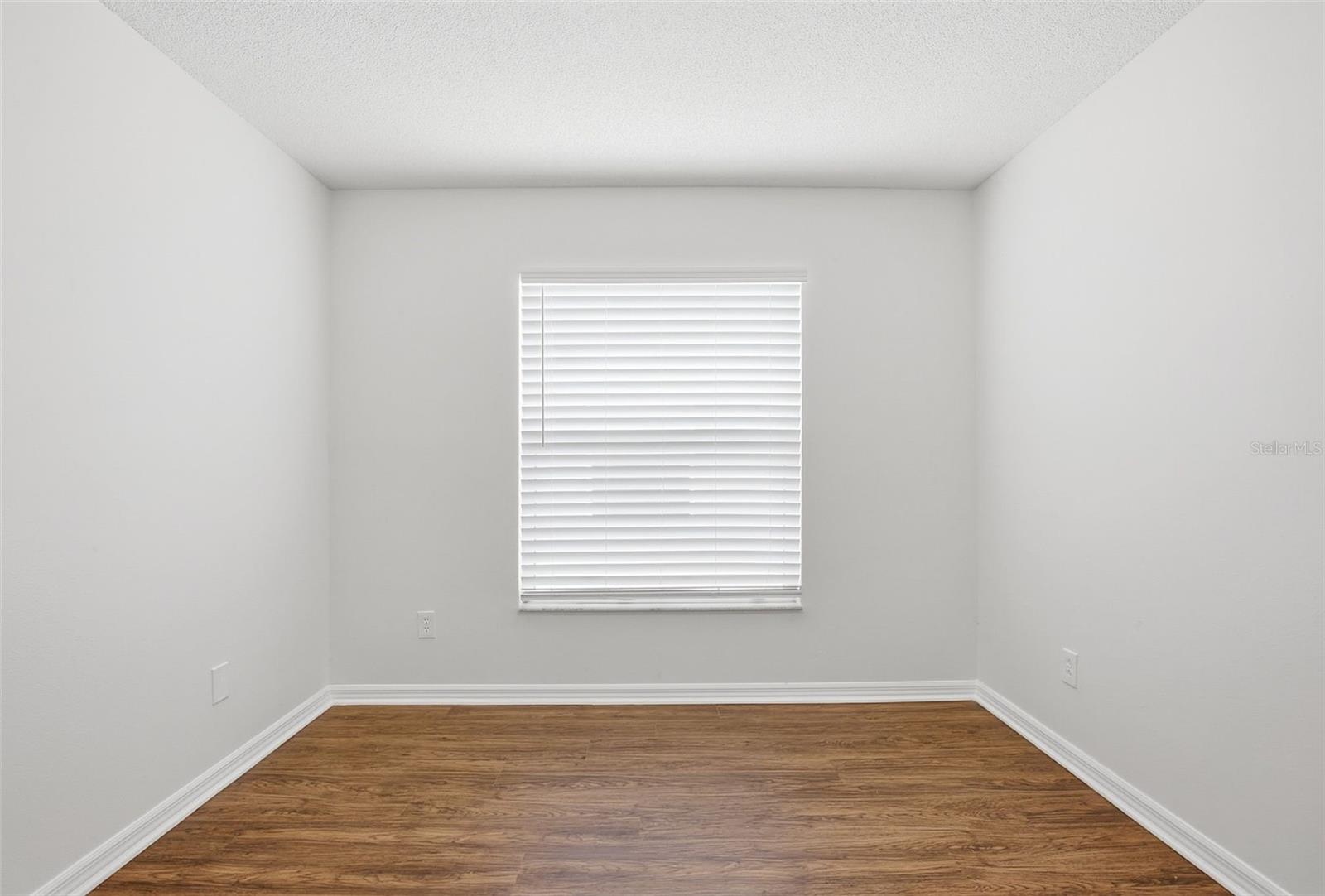 1353 CRIMSON CLOVER LN, WESLEY CHAPEL, FL, 33543