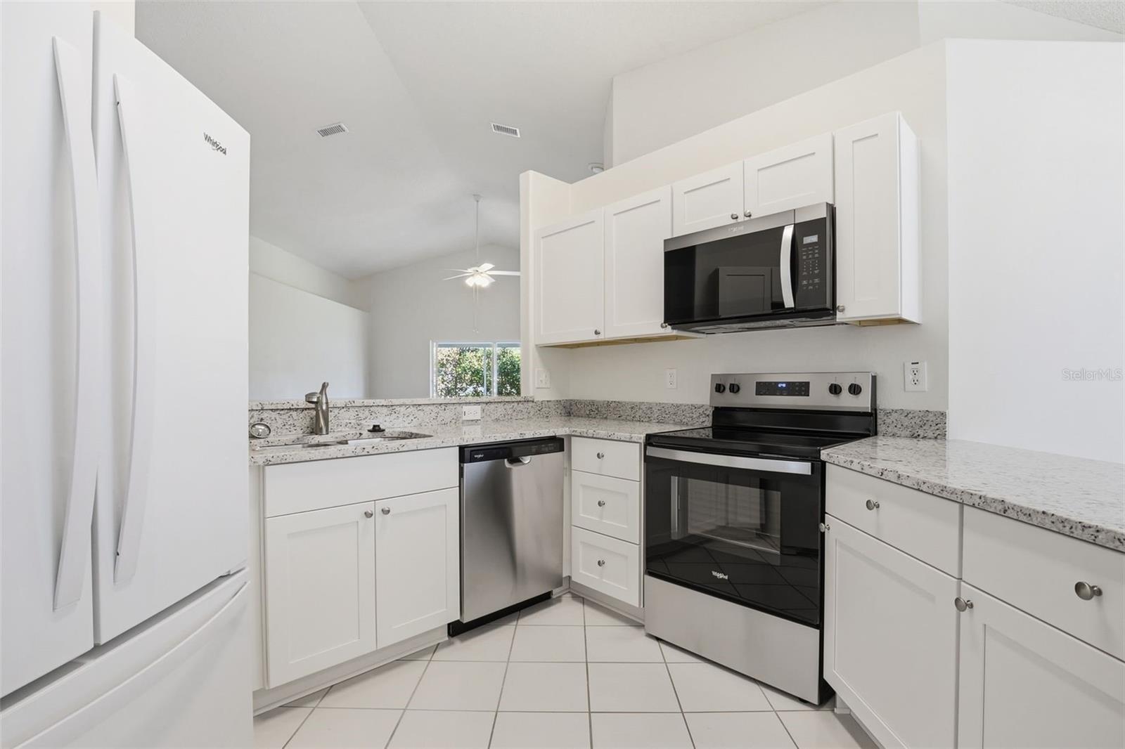 1353 CRIMSON CLOVER LN, WESLEY CHAPEL, FL, 33543