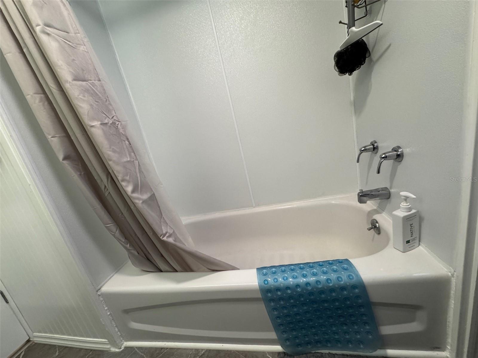 605 MICHIGAN BLVD #122, DUNEDIN, FL, 34698