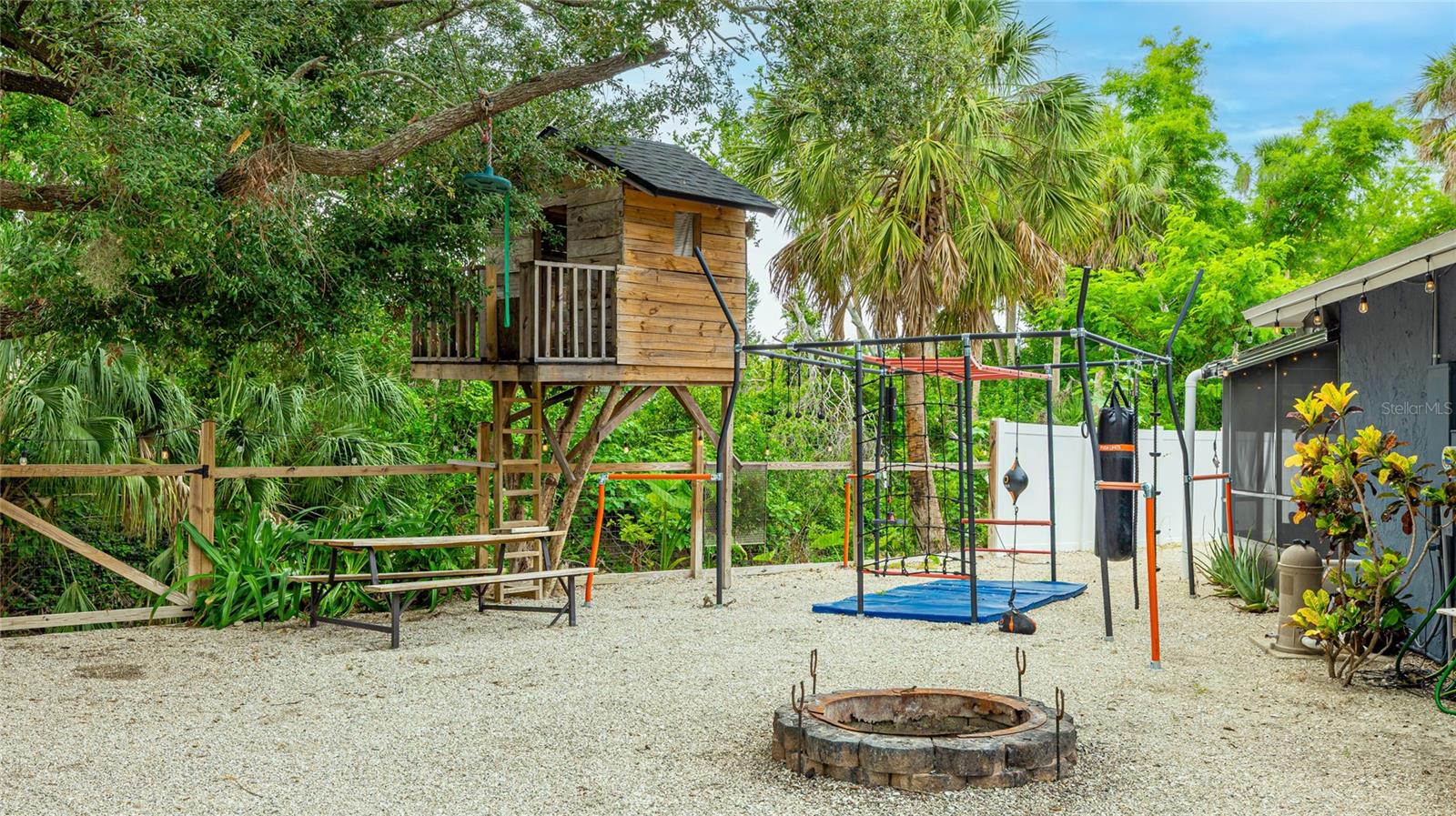 3200 SPAINWOOD DR, SARASOTA, FL, 34232