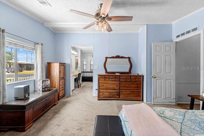 9122 SHELDON WEST DR, TAMPA, FL, 33626