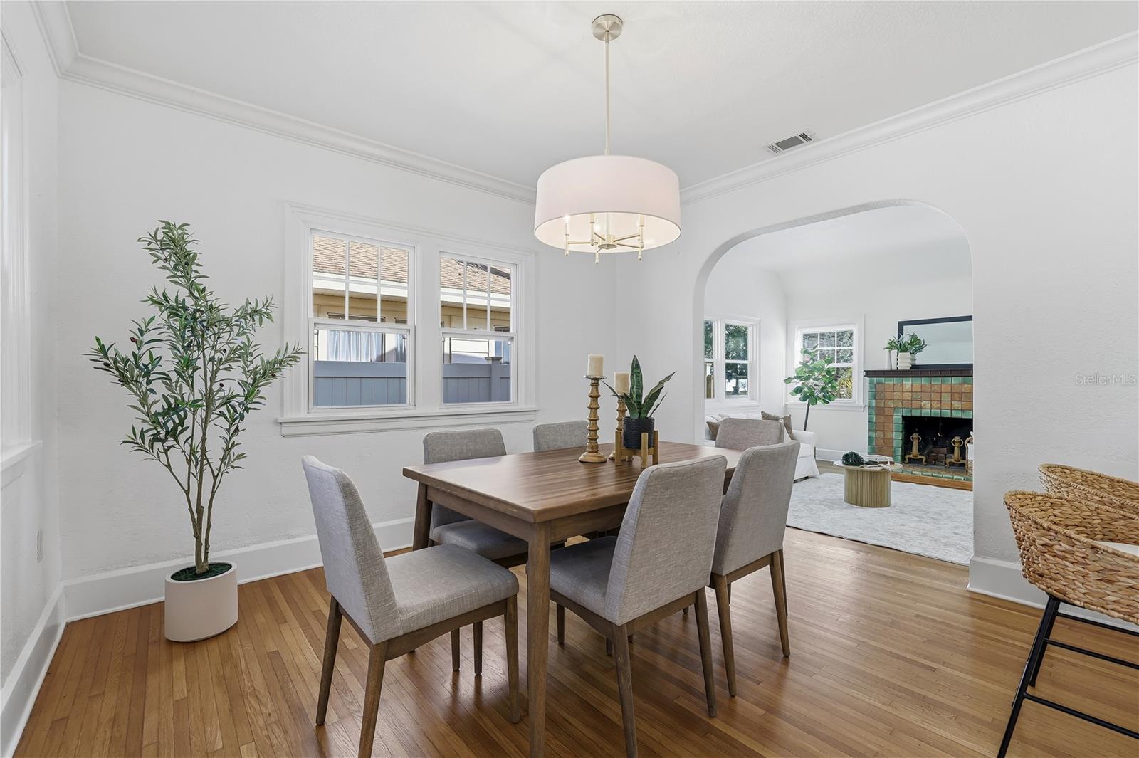 918 45TH ST N, ST PETERSBURG, FL, 33713