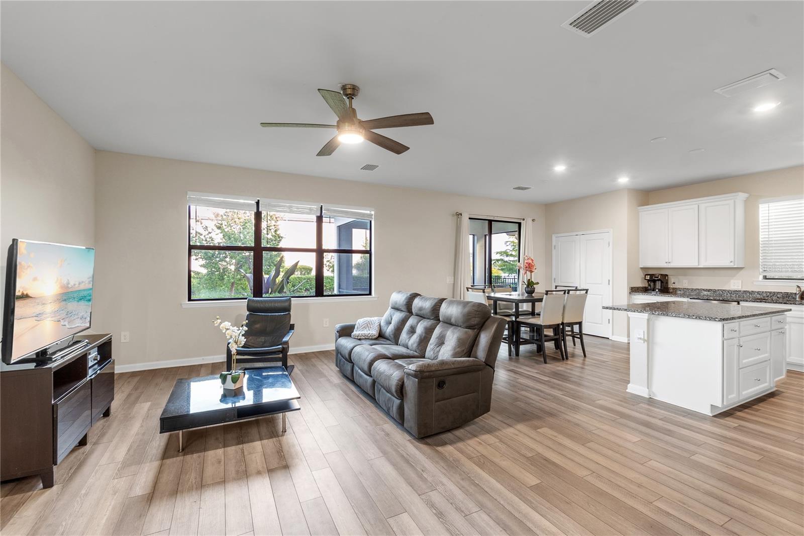 6111 BLUESTAR CT, BRADENTON, FL, 34211