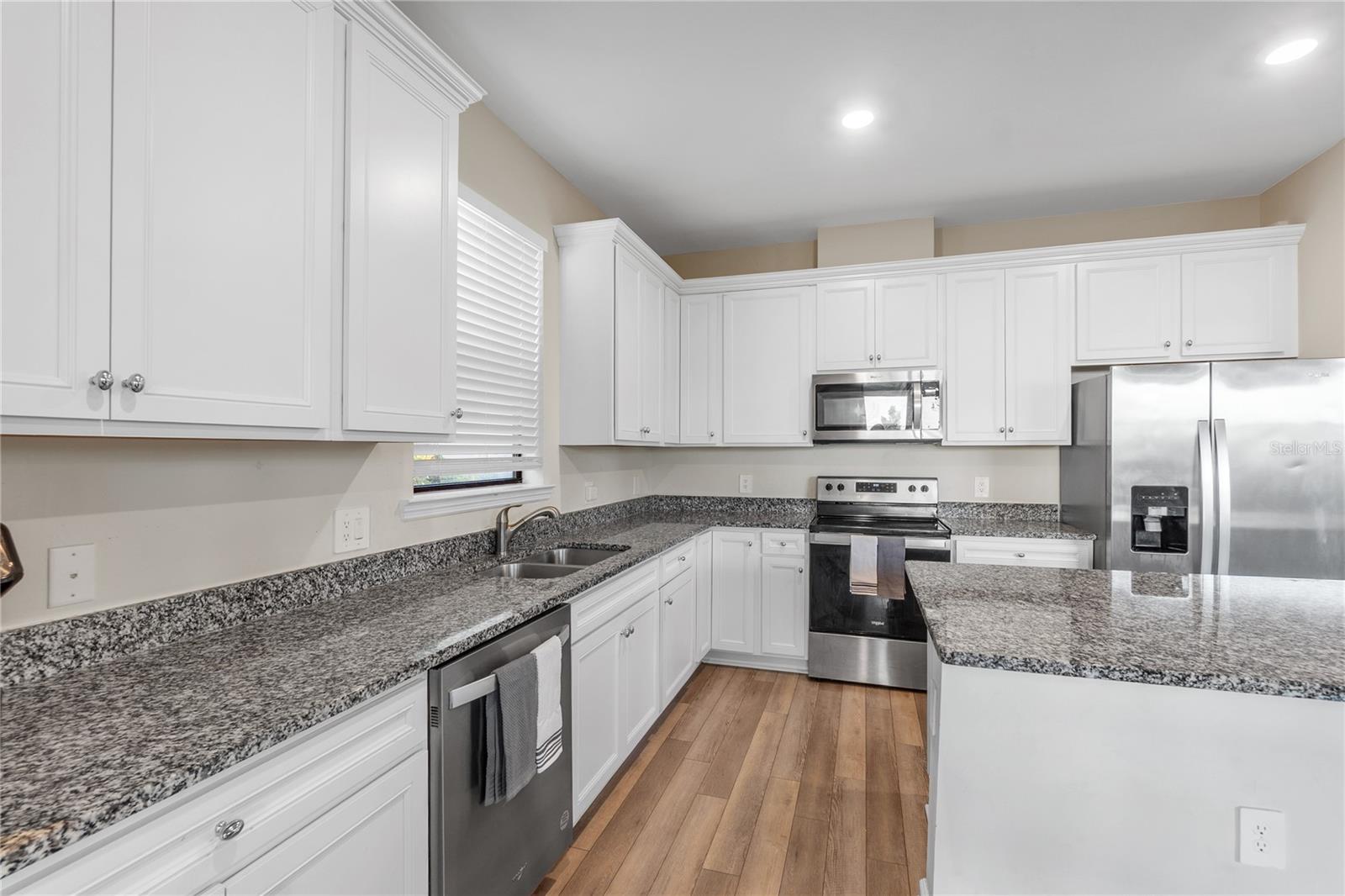 6111 BLUESTAR CT, BRADENTON, FL, 34211