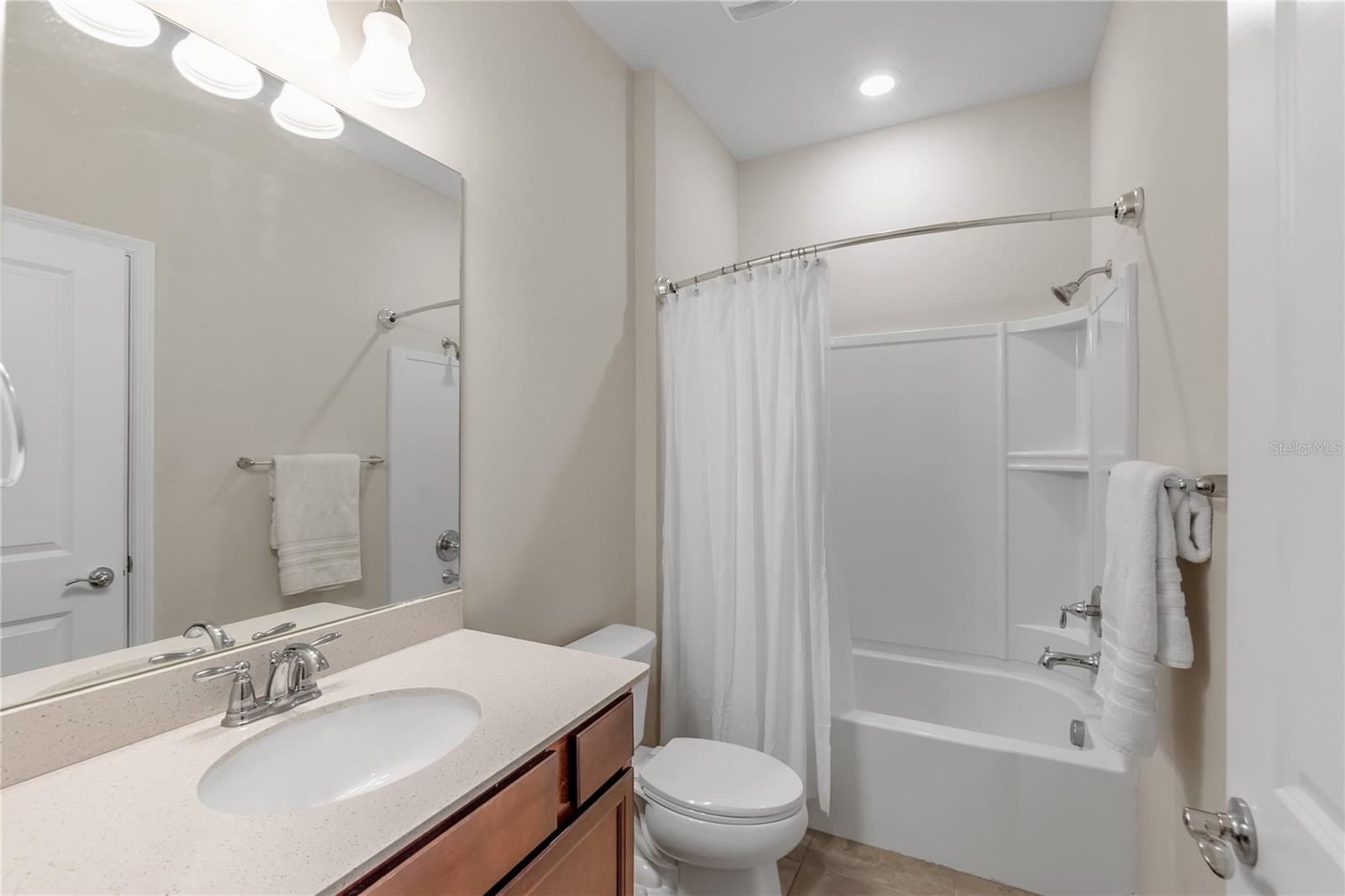 6111 BLUESTAR CT, BRADENTON, FL, 34211