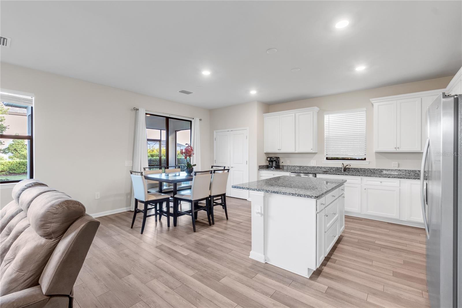 6111 BLUESTAR CT, BRADENTON, FL, 34211