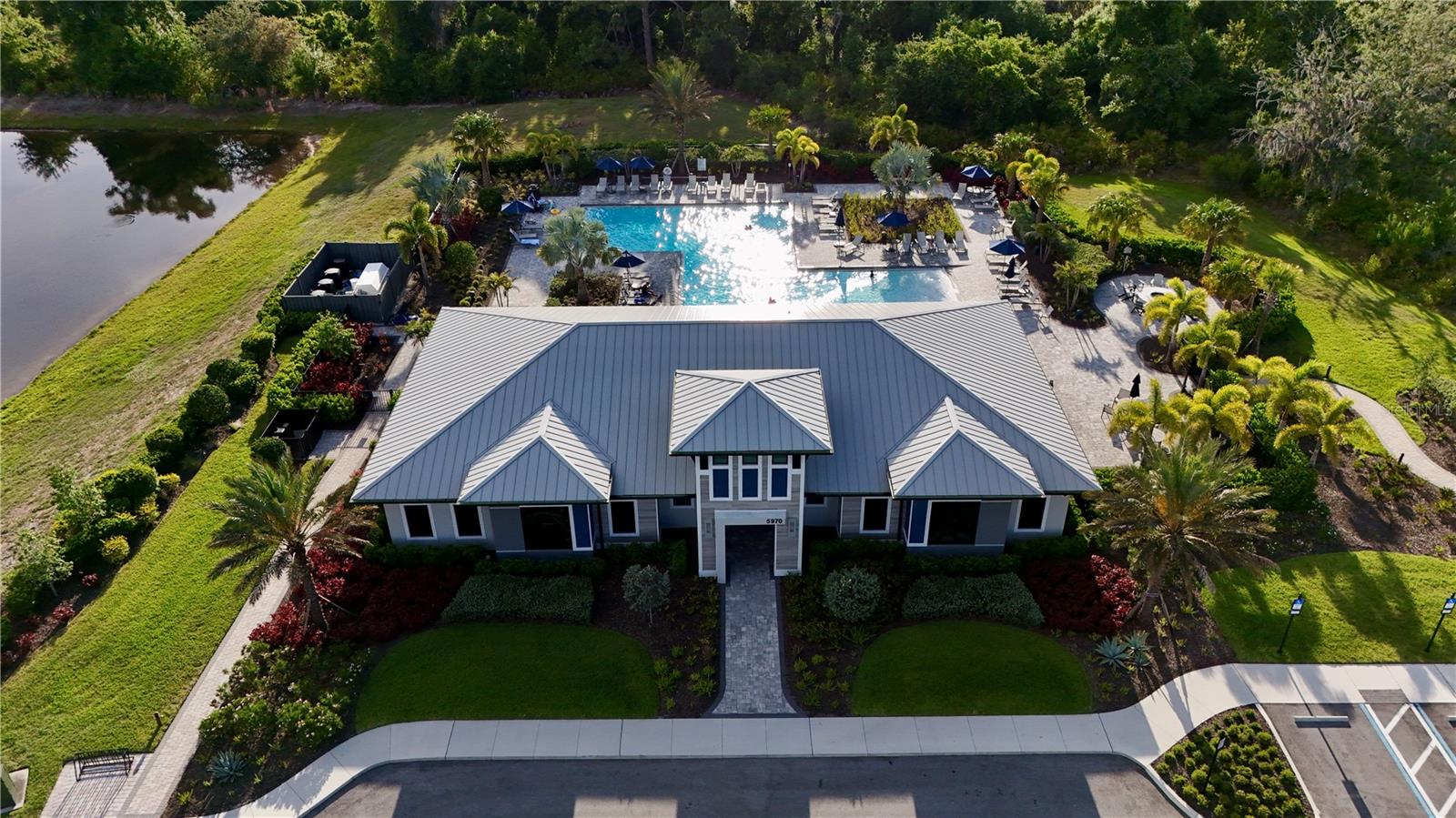 6111 BLUESTAR CT, BRADENTON, FL, 34211