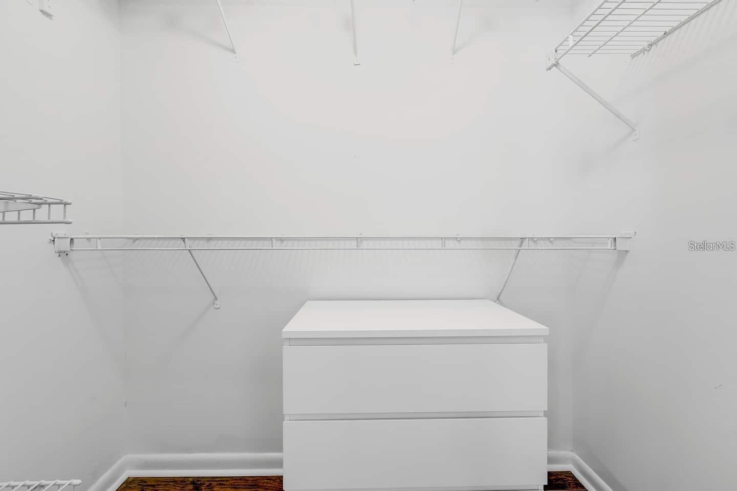 1330 PEACHFIELD DR, VALRICO, FL, 33596