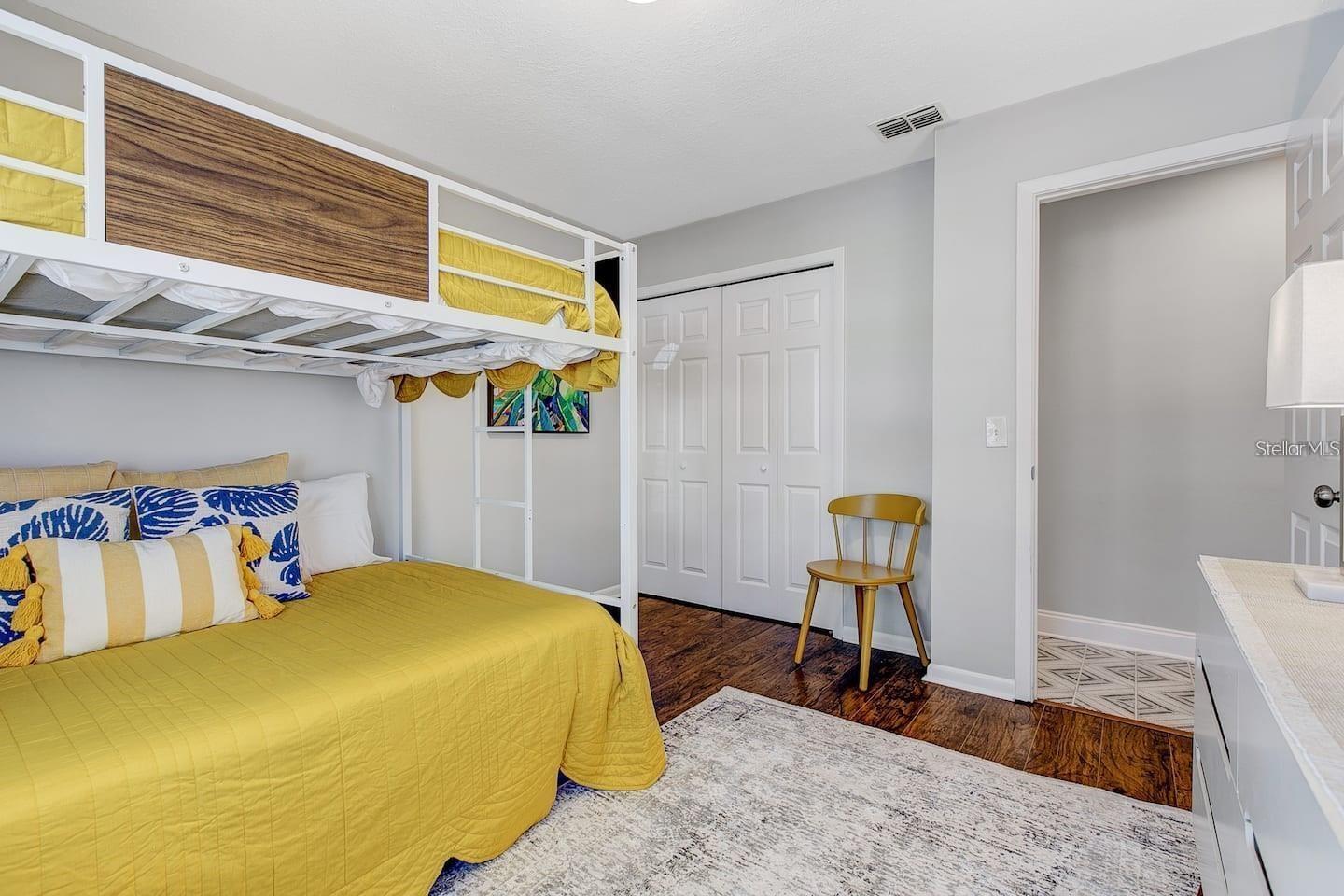 1330 PEACHFIELD DR, VALRICO, FL, 33596