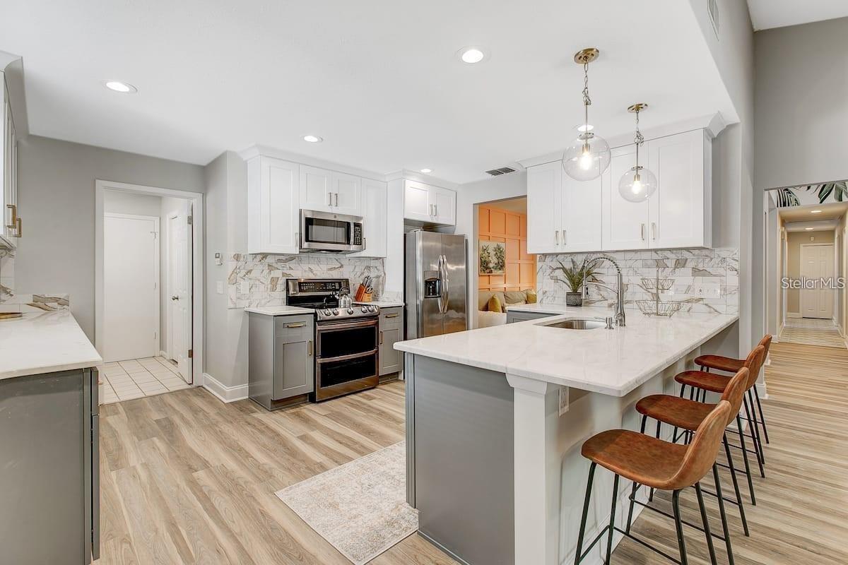 1330 PEACHFIELD DR, VALRICO, FL, 33596