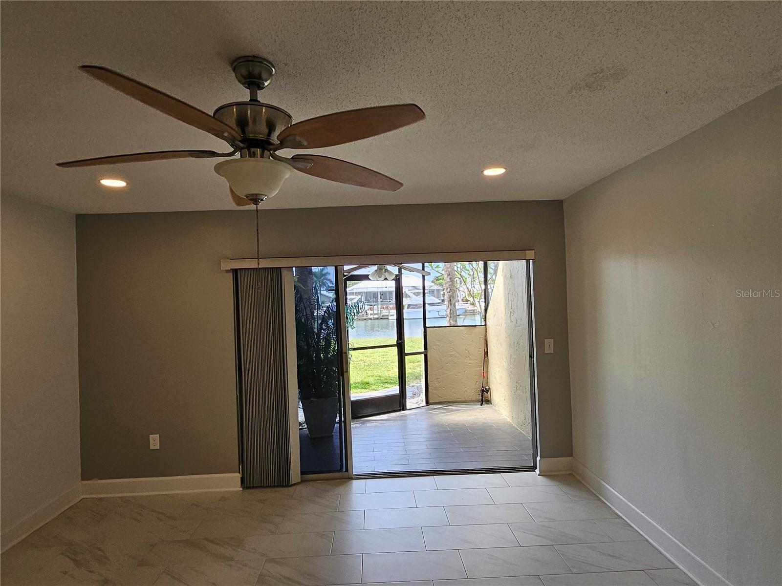 1028 APOLLO BEACH BLVD #19, APOLLO BEACH, FL, 33572