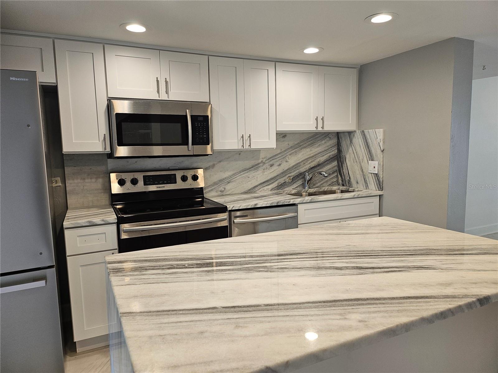 1028 APOLLO BEACH BLVD #19, APOLLO BEACH, FL, 33572