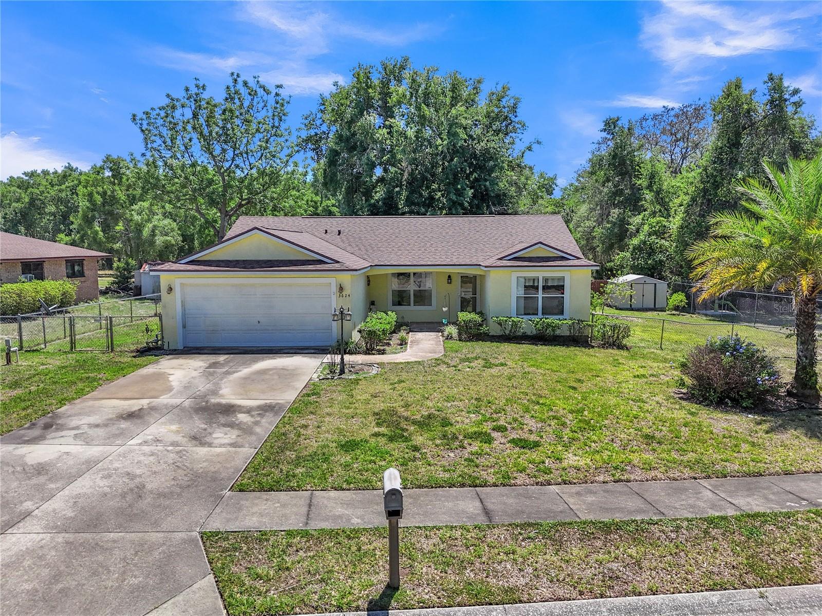 3624 TROUT AVE, FRUITLAND PARK, FL, 34731