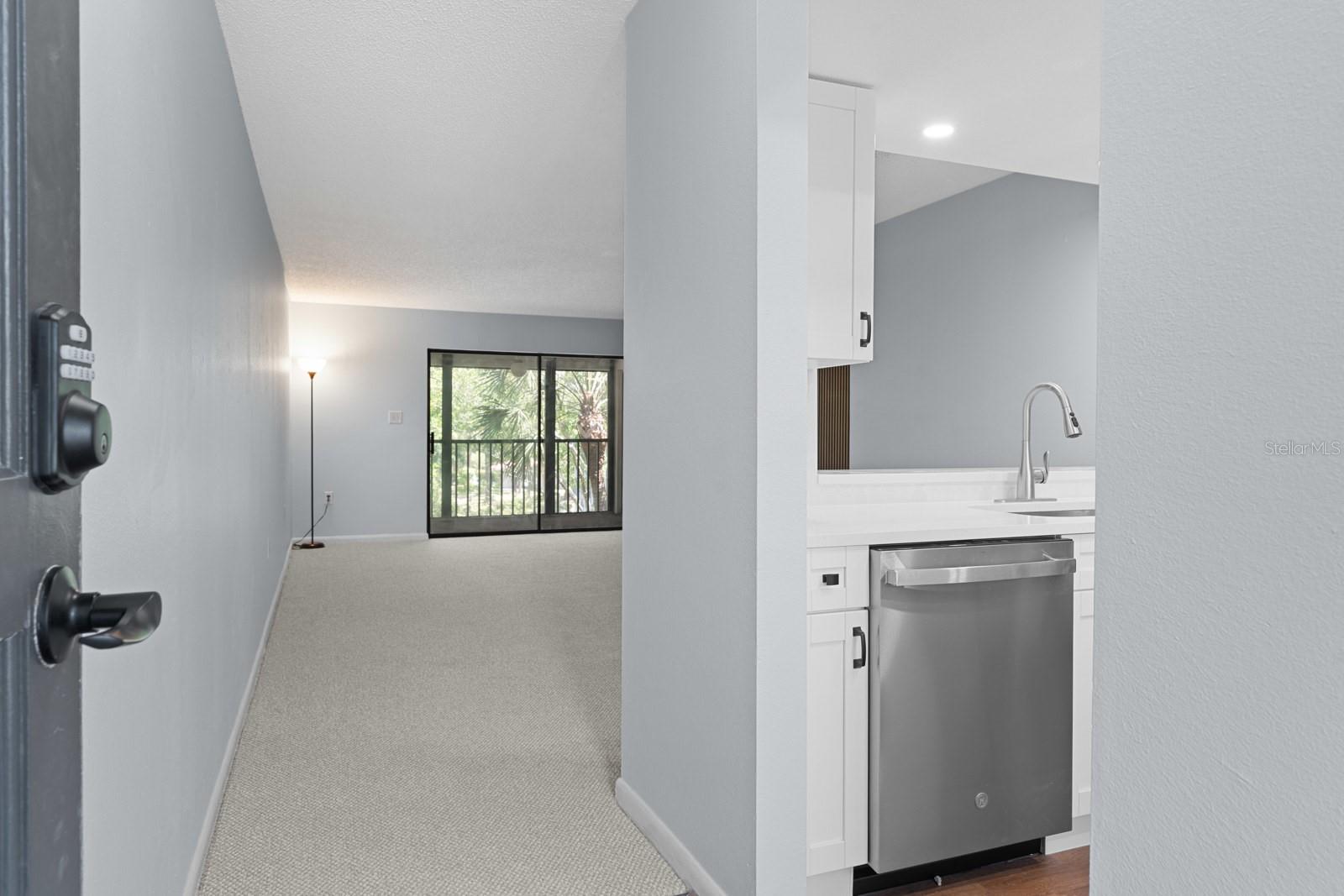 2650 COUNTRYSIDE BLVD #B307, CLEARWATER, FL, 33761