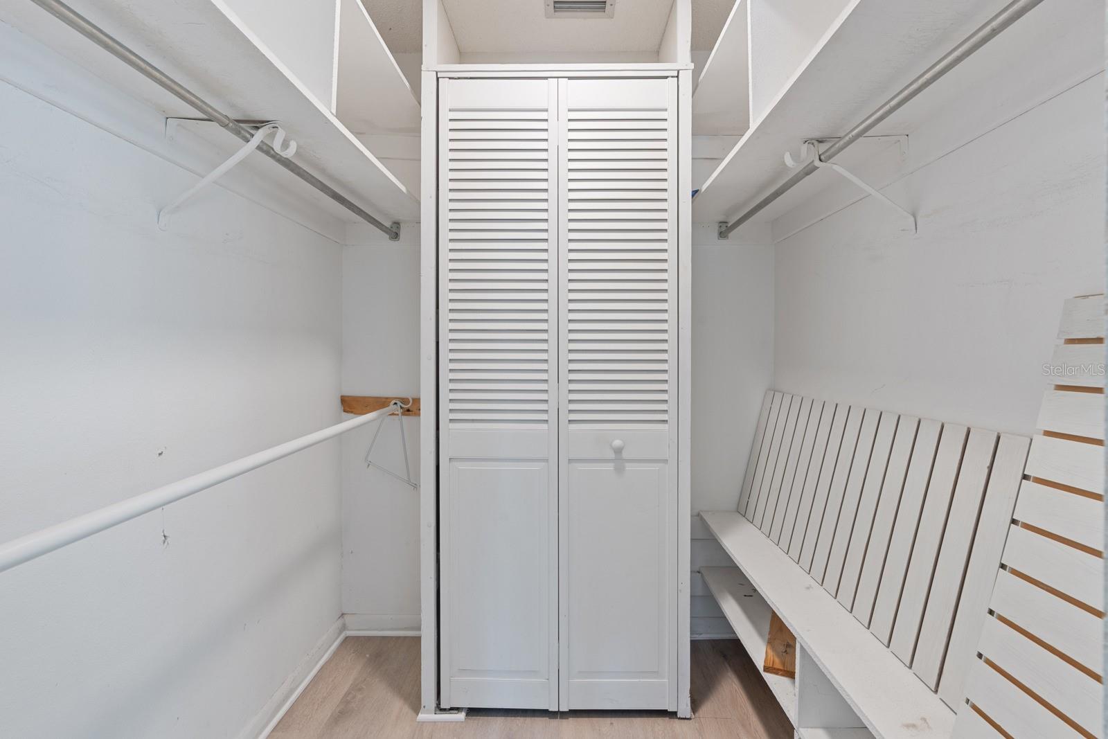 2650 COUNTRYSIDE BLVD #B307, CLEARWATER, FL, 33761