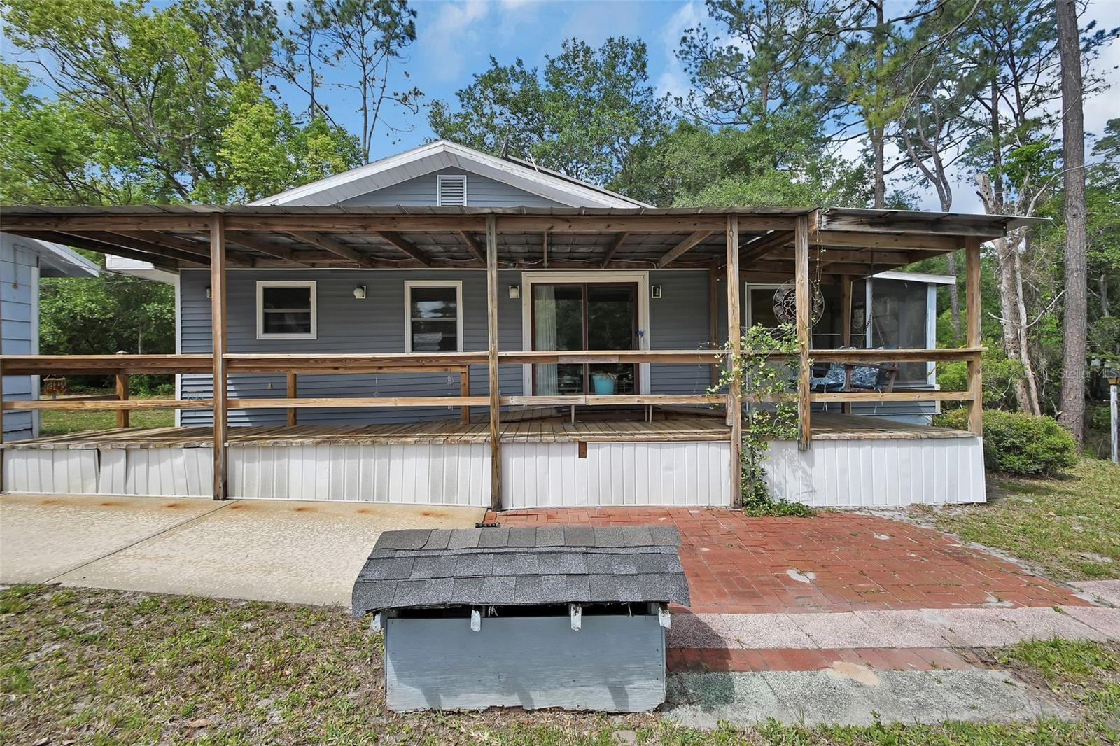 25801 BLUE LAKES DR, PAISLEY, FL, 32767