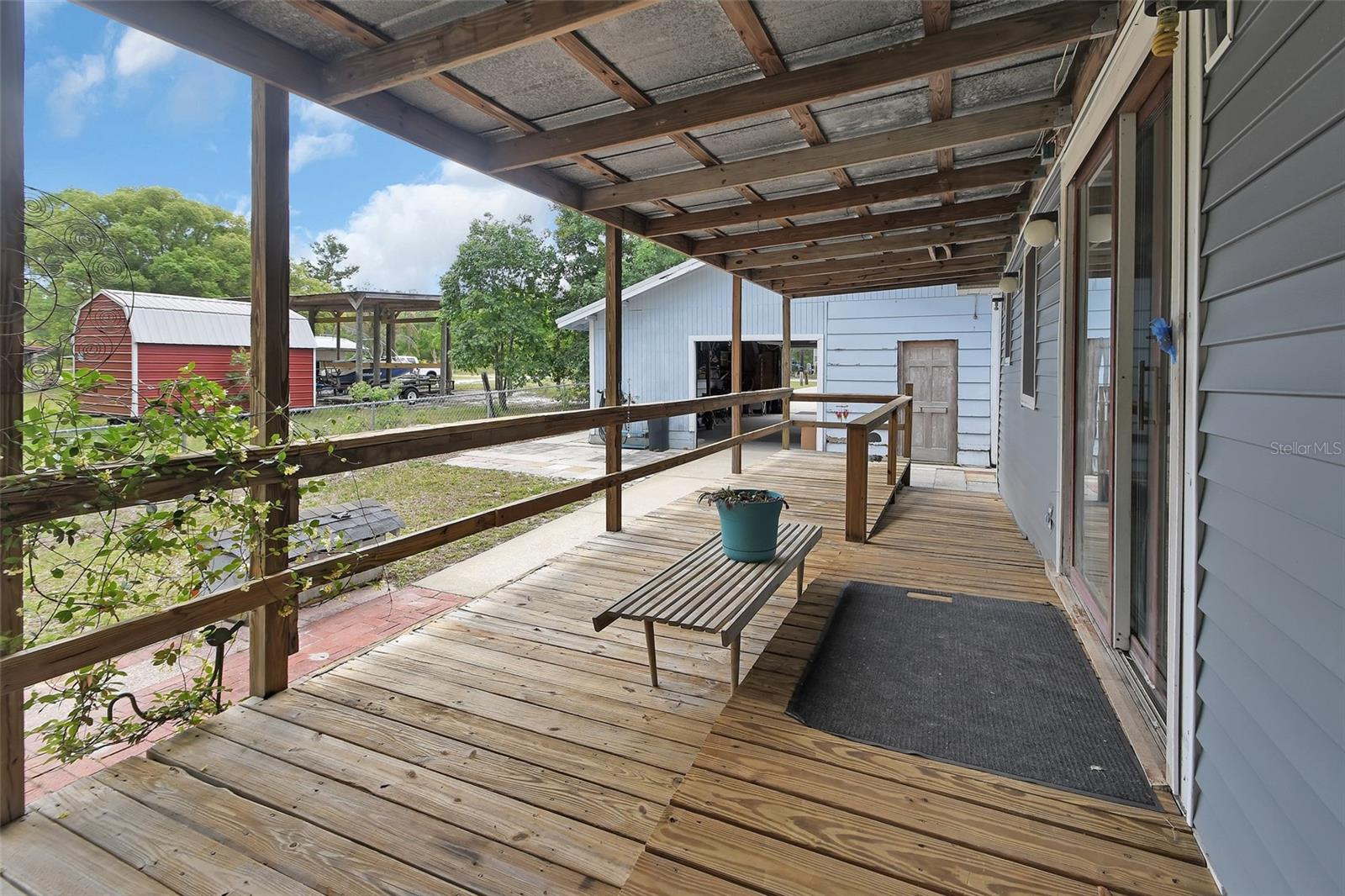 25801 BLUE LAKES DR, PAISLEY, FL, 32767