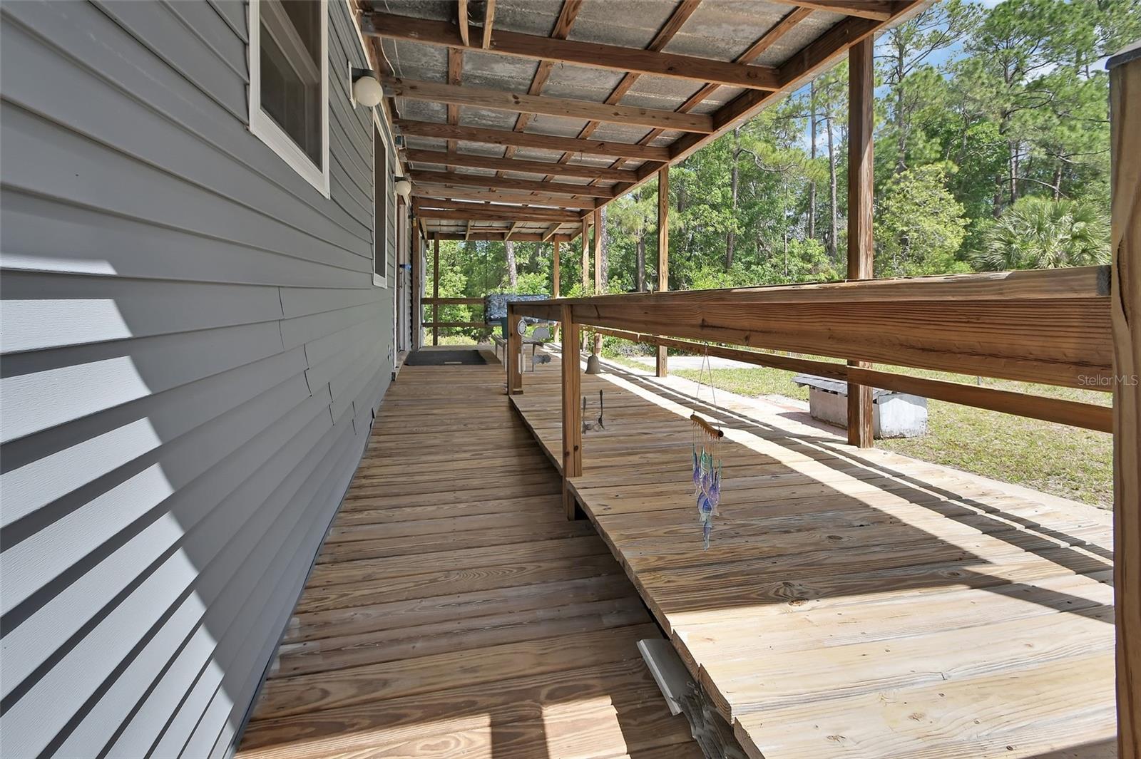 25801 BLUE LAKES DR, PAISLEY, FL, 32767