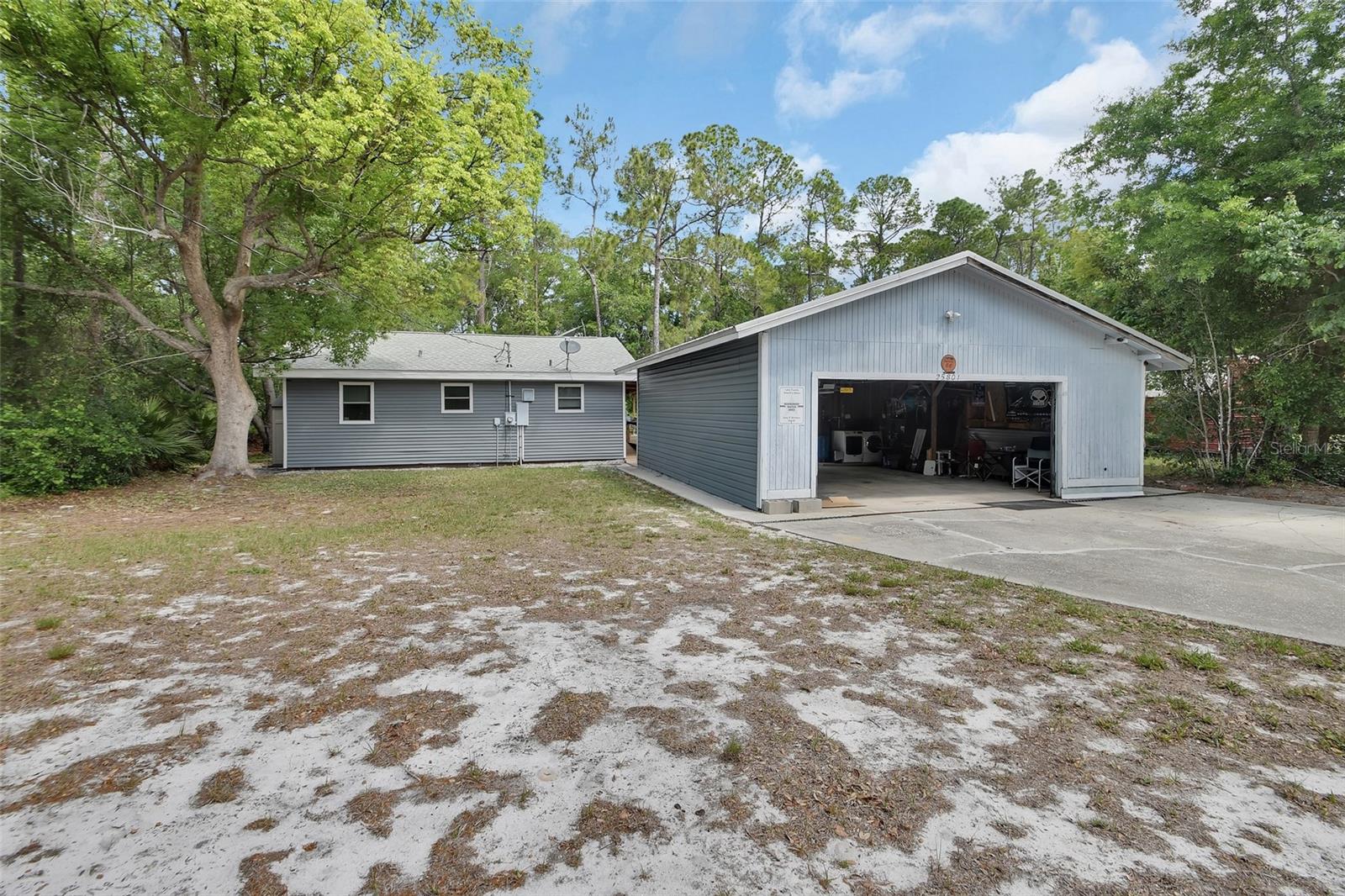 25801 BLUE LAKES DR, PAISLEY, FL, 32767
