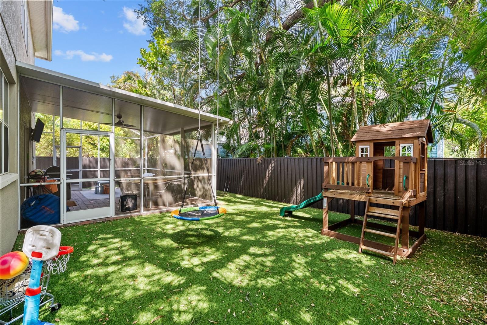 3401 W OAKELLAR AVE, TAMPA, FL, 33611