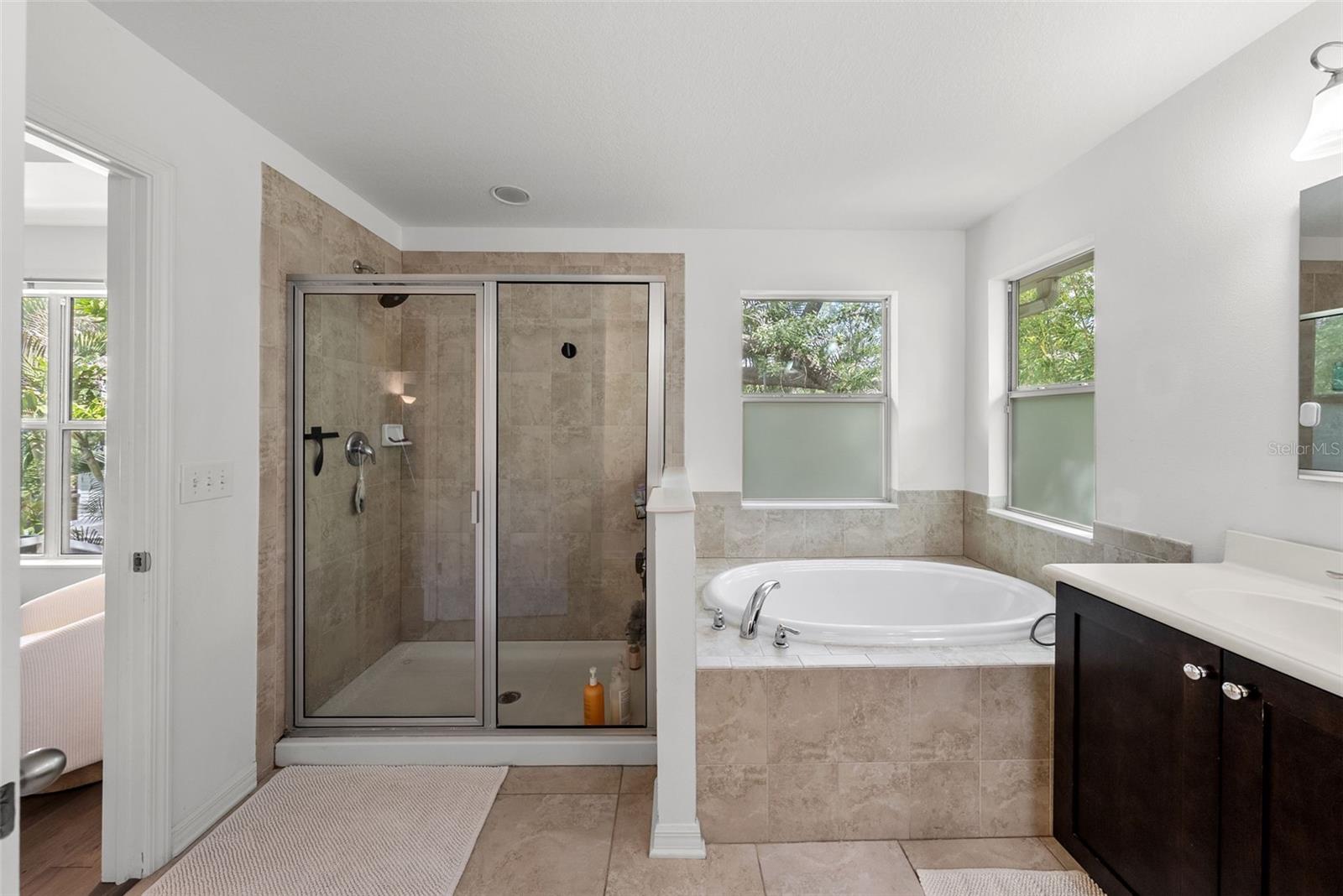 3401 W OAKELLAR AVE, TAMPA, FL, 33611