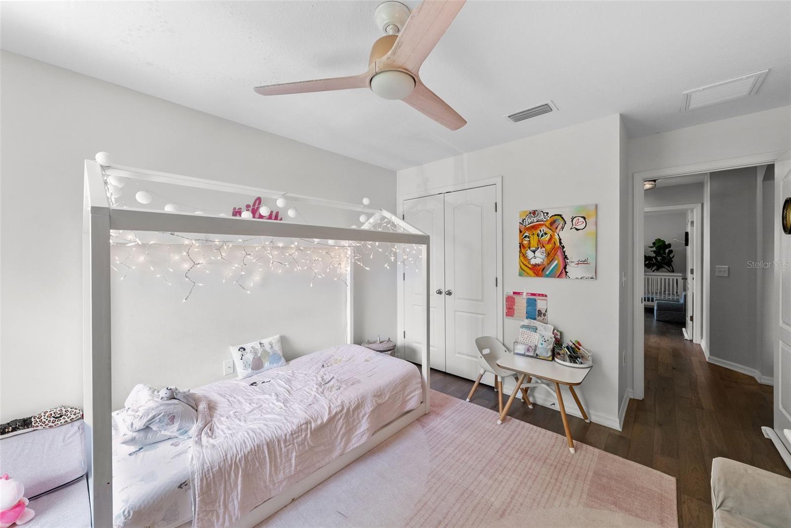 3401 W OAKELLAR AVE, TAMPA, FL, 33611