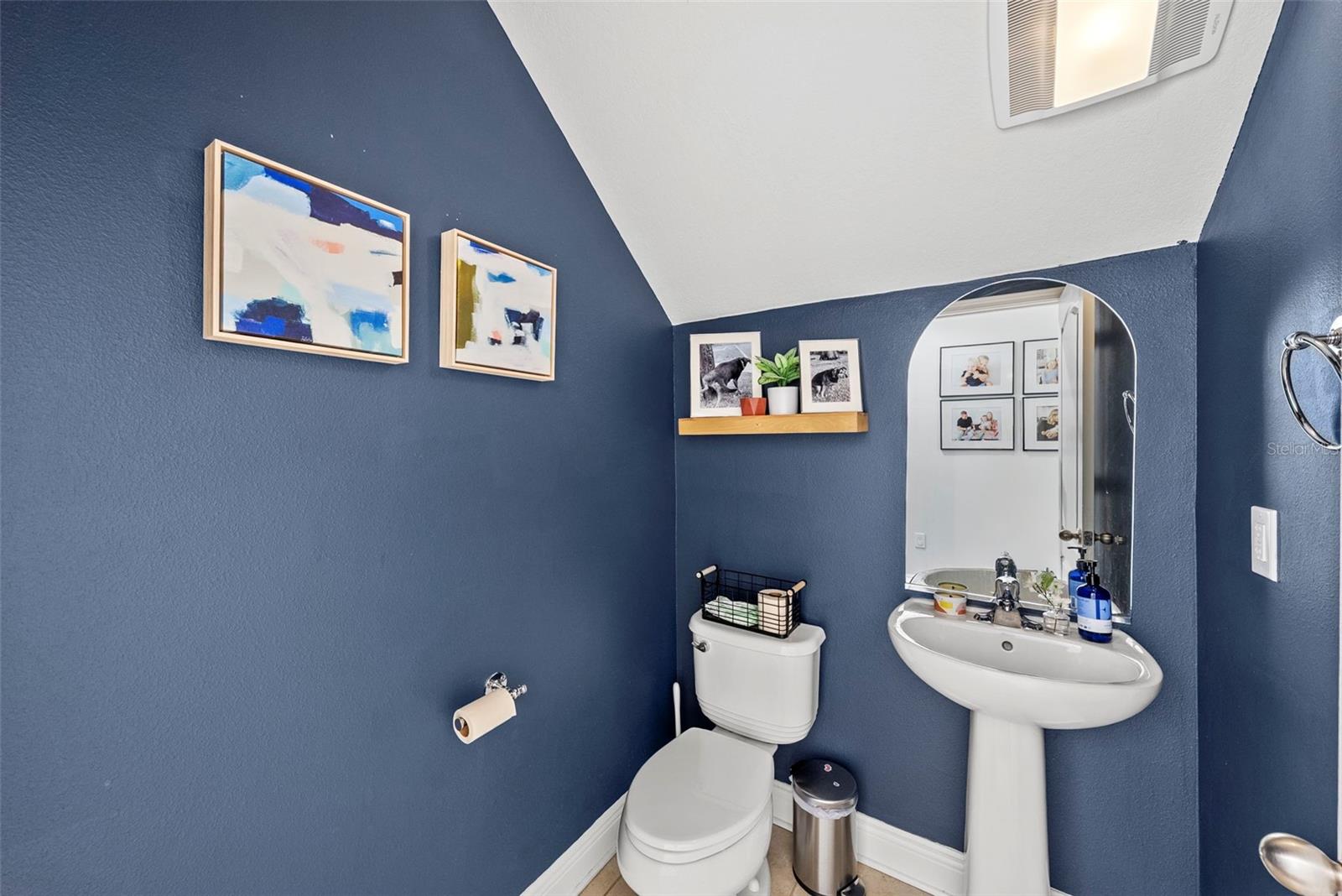 3401 W OAKELLAR AVE, TAMPA, FL, 33611