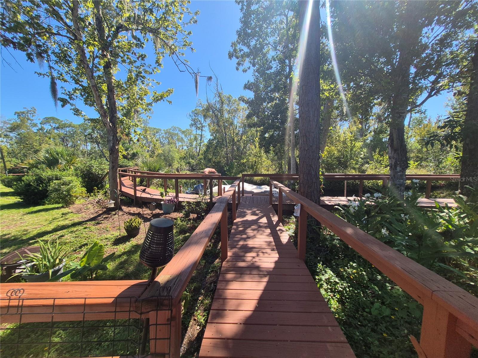 3021 MYAKKA RIVER RD, TAVARES, FL, 32778