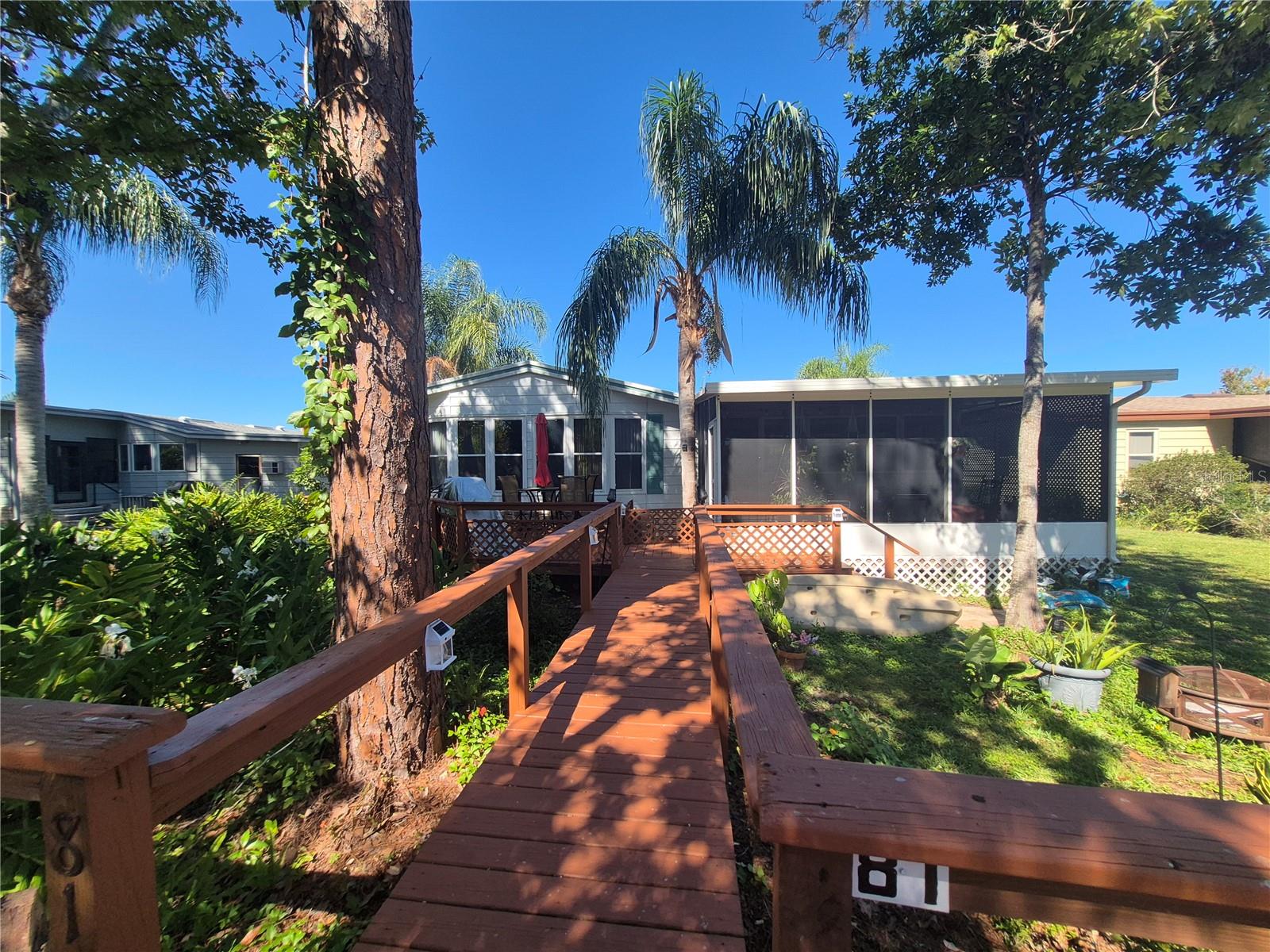 3021 MYAKKA RIVER RD, TAVARES, FL, 32778