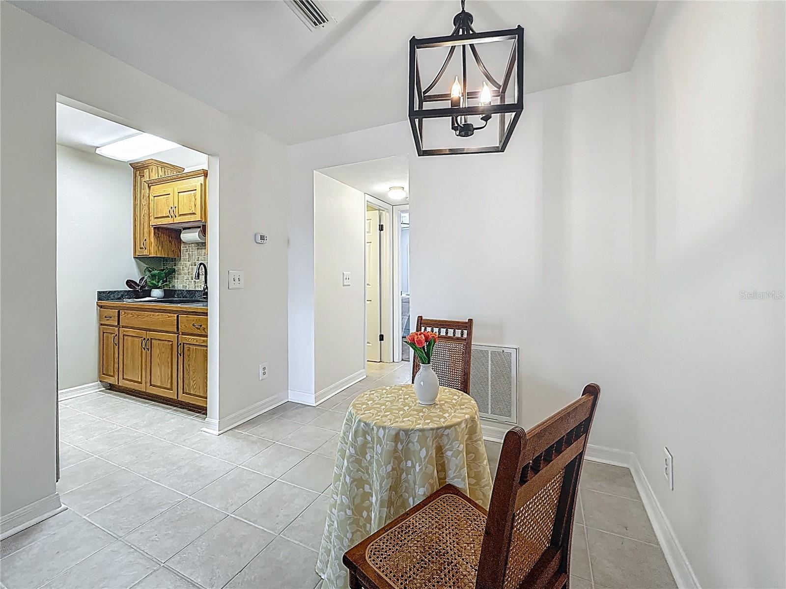 2442 ENTERPRISE RD #6, CLEARWATER, FL, 33763