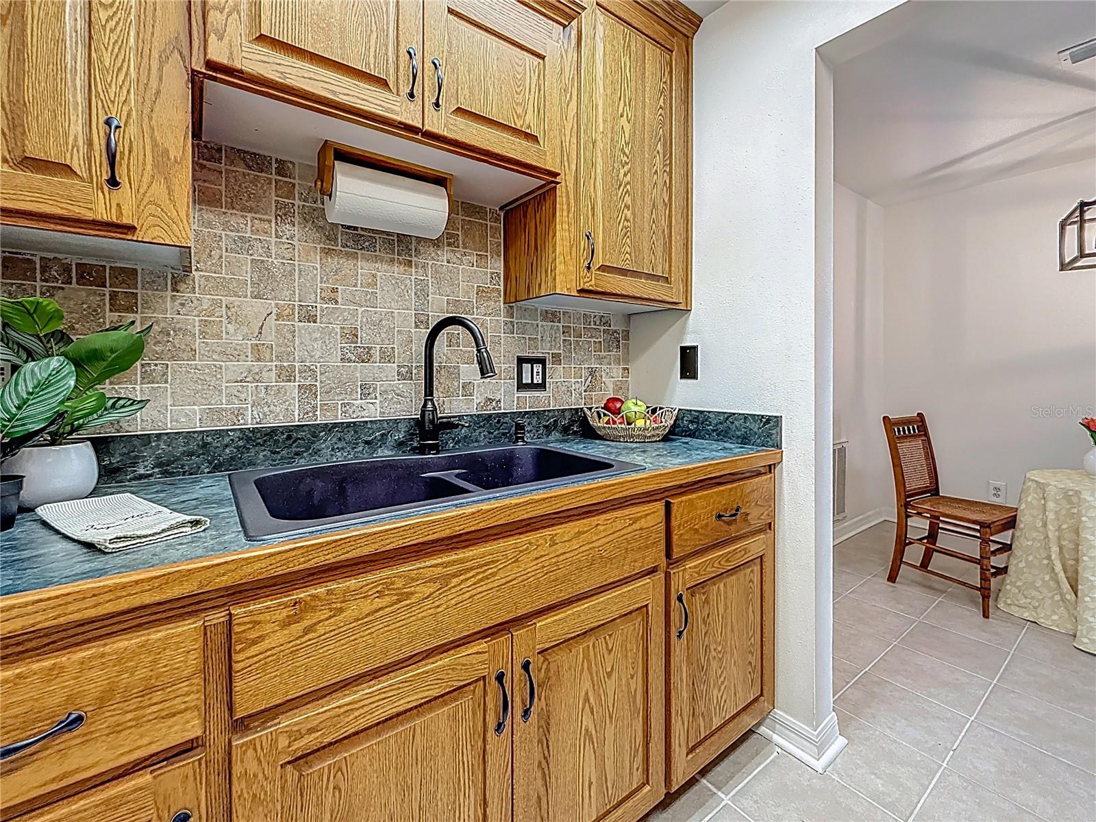 2442 ENTERPRISE RD #6, CLEARWATER, FL, 33763